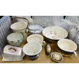 Various ceramics and effects, to include bedroom set with chamber pot, wash bowl and dressing table