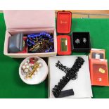 A group of costume jewellery and effects, bracelets, brooches, Rowenta novelty compact, etc. (1 tray