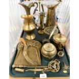 Various brass wares, to include an Art Nouveau crumb scoop, an Elizabeth R 1953 commemorative biscui