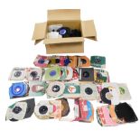 A large quantity of 45rpm singles. (AF)