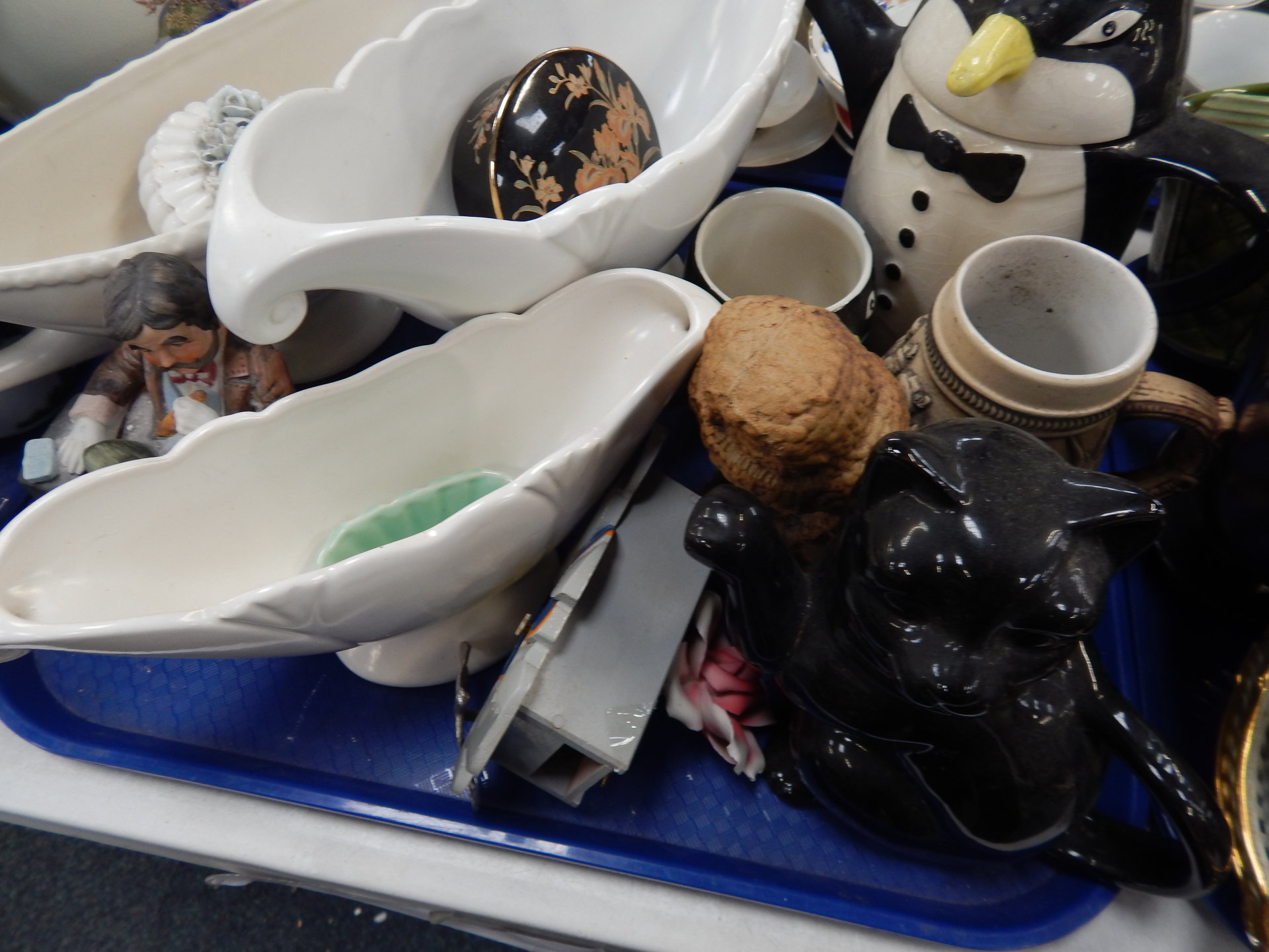 Ceramics and effects, jar and cover, egg cups, hen bowl, blue and white thimbles, shell Japanese sty - Image 2 of 3