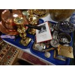 A group of copper and brassware, to include a pair of brass candlesticks, silver plated napkin rings