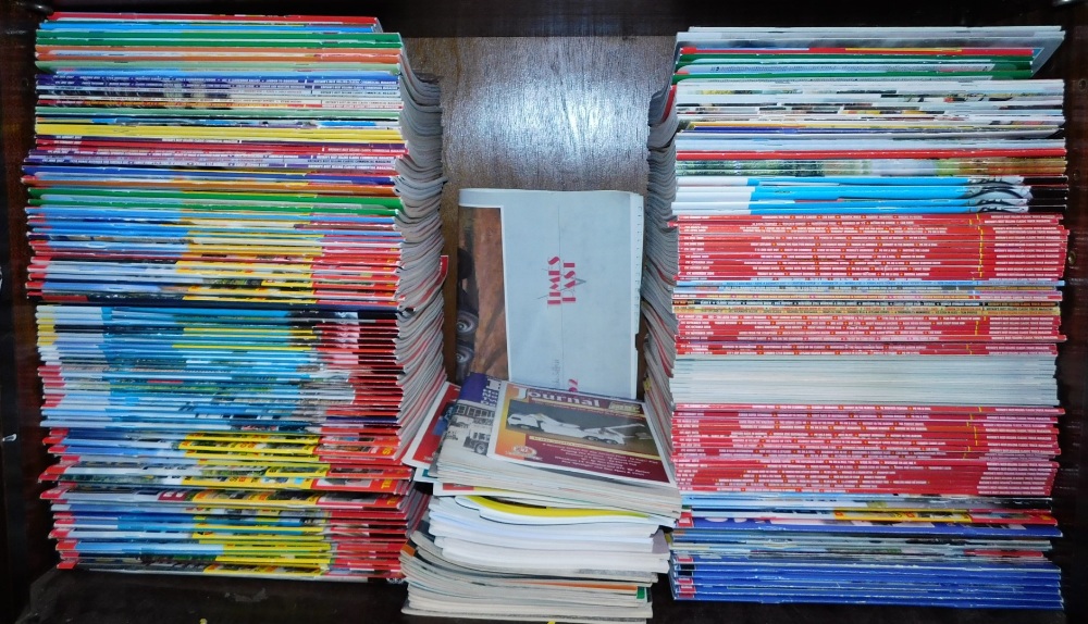 Classic and vintage commercial magazines. (a quantity)