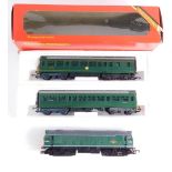 Hornby OO gauge class 25 D759L diesel locomotive, and a R159 BR diesel power car and dummy unit. (2)