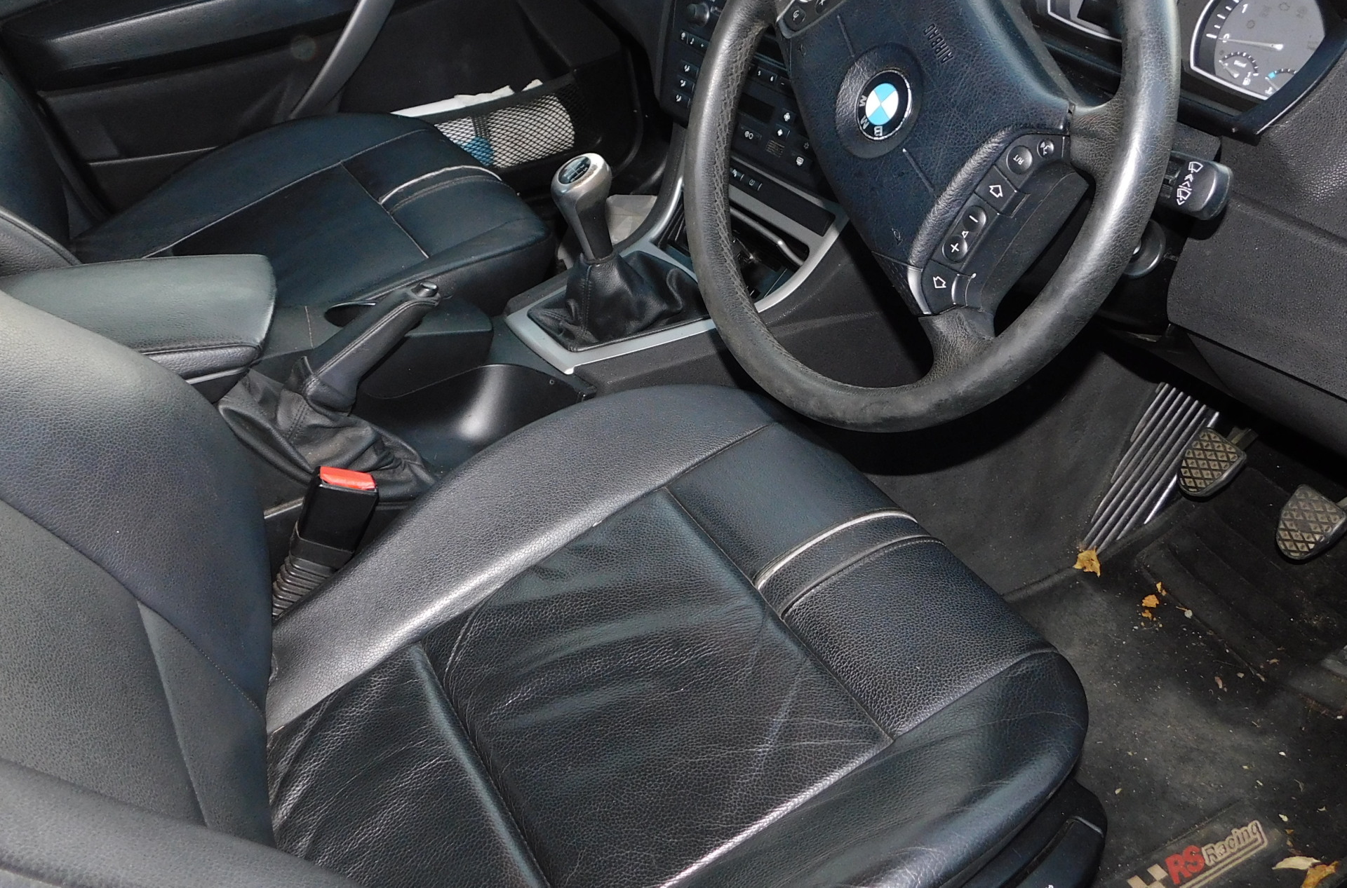 A BMW PB12 X3 D SE Estate, Registration LT05 YMG, diesel, black, first registered 20/05/2005, MOT to - Image 4 of 12