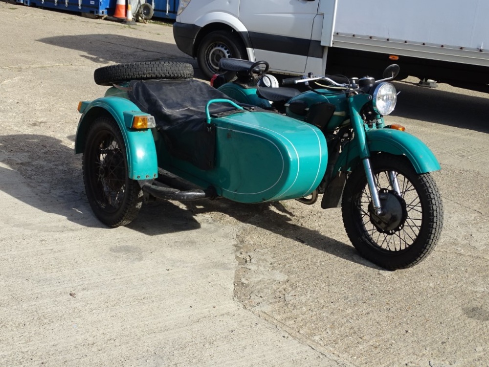 A 1976 URAL Tricycle Sidecar, registration PA0 737P, petrol, 649cc, green, first registered 01/01/19 - Image 3 of 11