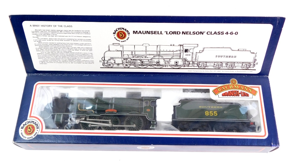 A Bachmann 00 gauge Lord Nelson Class locomotive 'Robert Blake Maunsell', 855, SR green livery, 4-6-