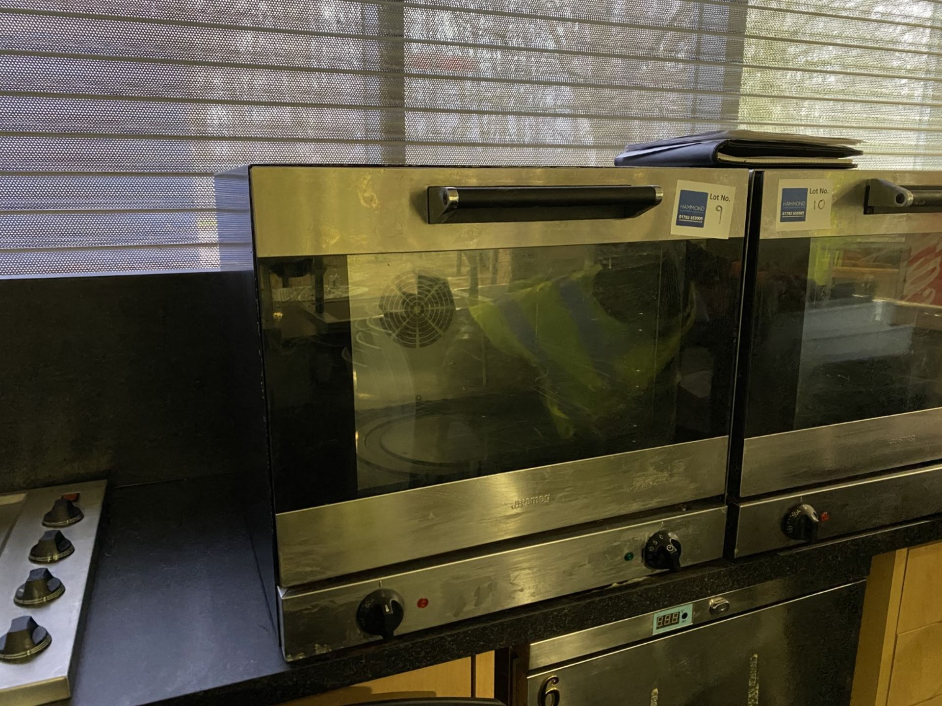 Smeg oven (not tested)