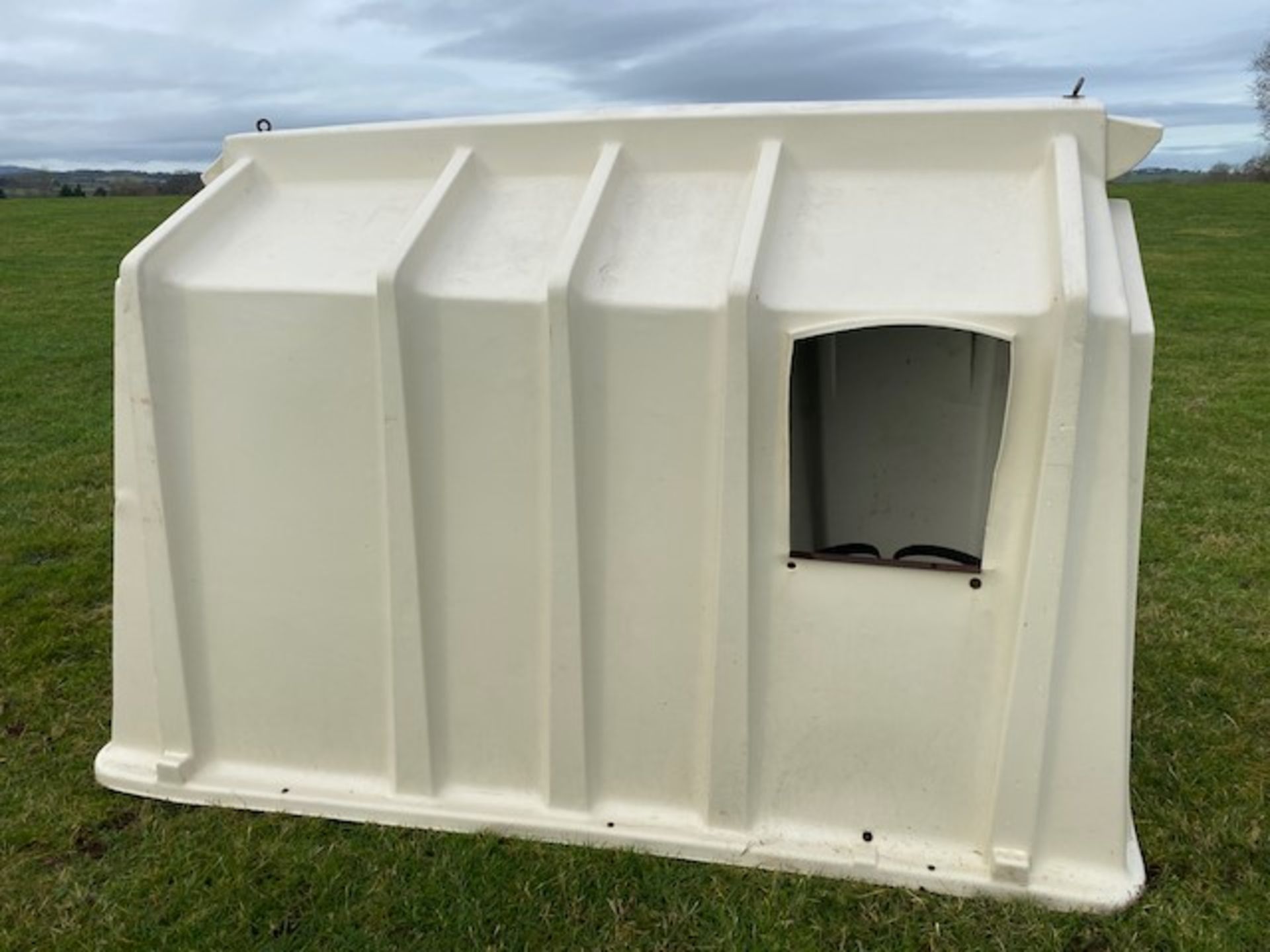 CALF HUTCH (GOOD CONDITION) 5 AVAILABLE - Image 6 of 6
