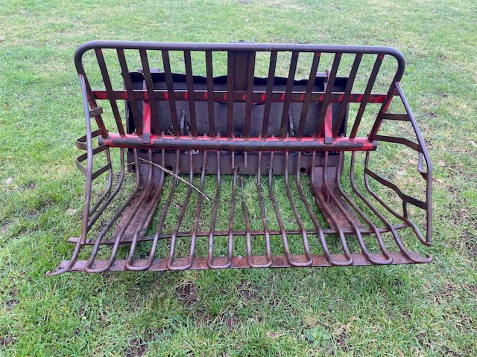 ROOT/LOG BASKET/BUCKET QUICKE BRACKETS - Image 3 of 4