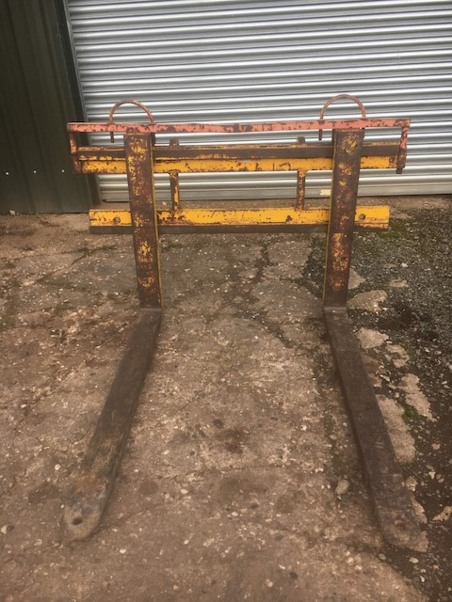 HEAVY DUTY PALLET TINES & CARRAGE