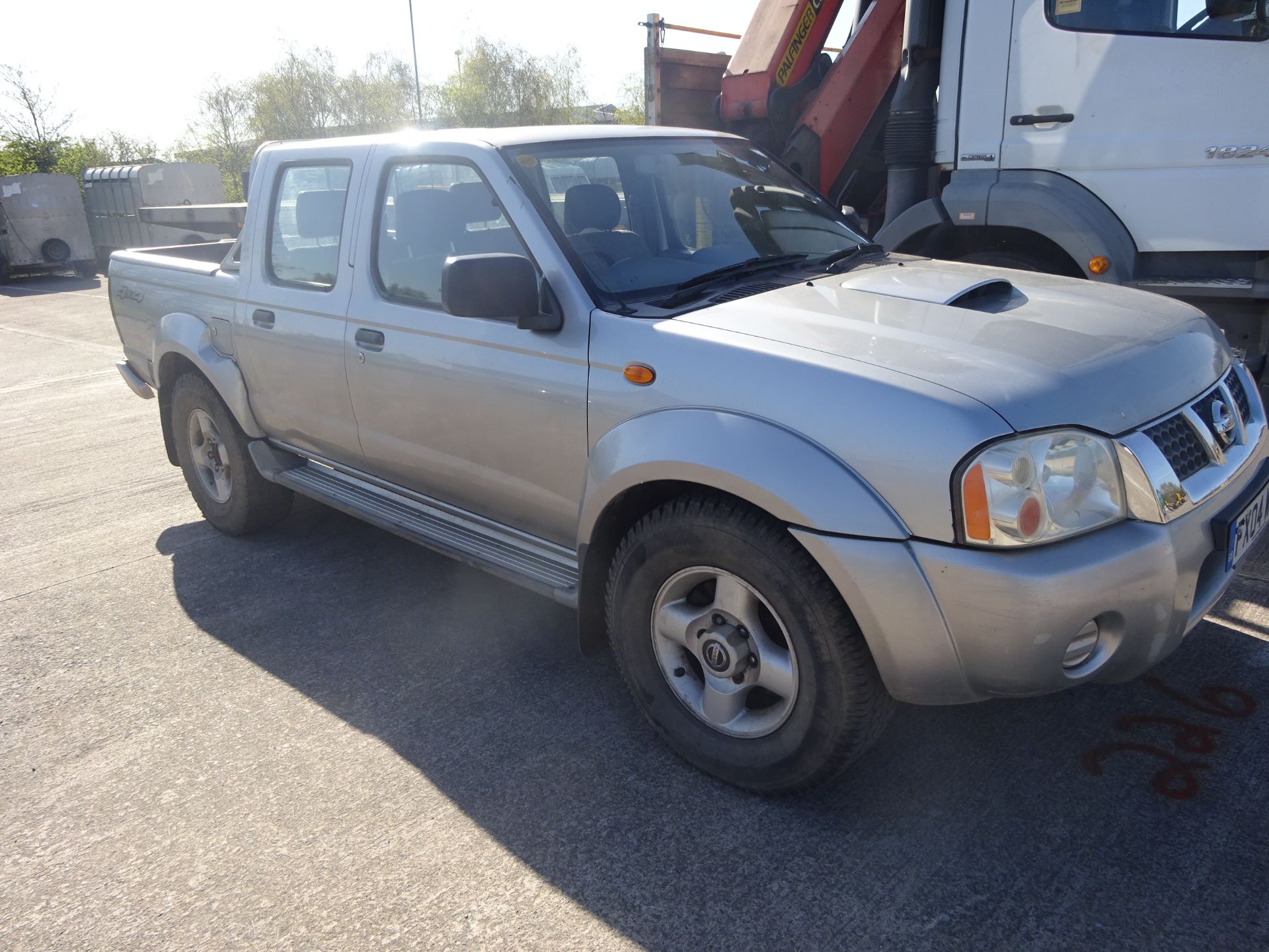 NISSAN 4WD PICKUP. FX04 WFL. RECENT ENGINE REBUILD. NEW M.O.T , NO VAT - Image 2 of 3