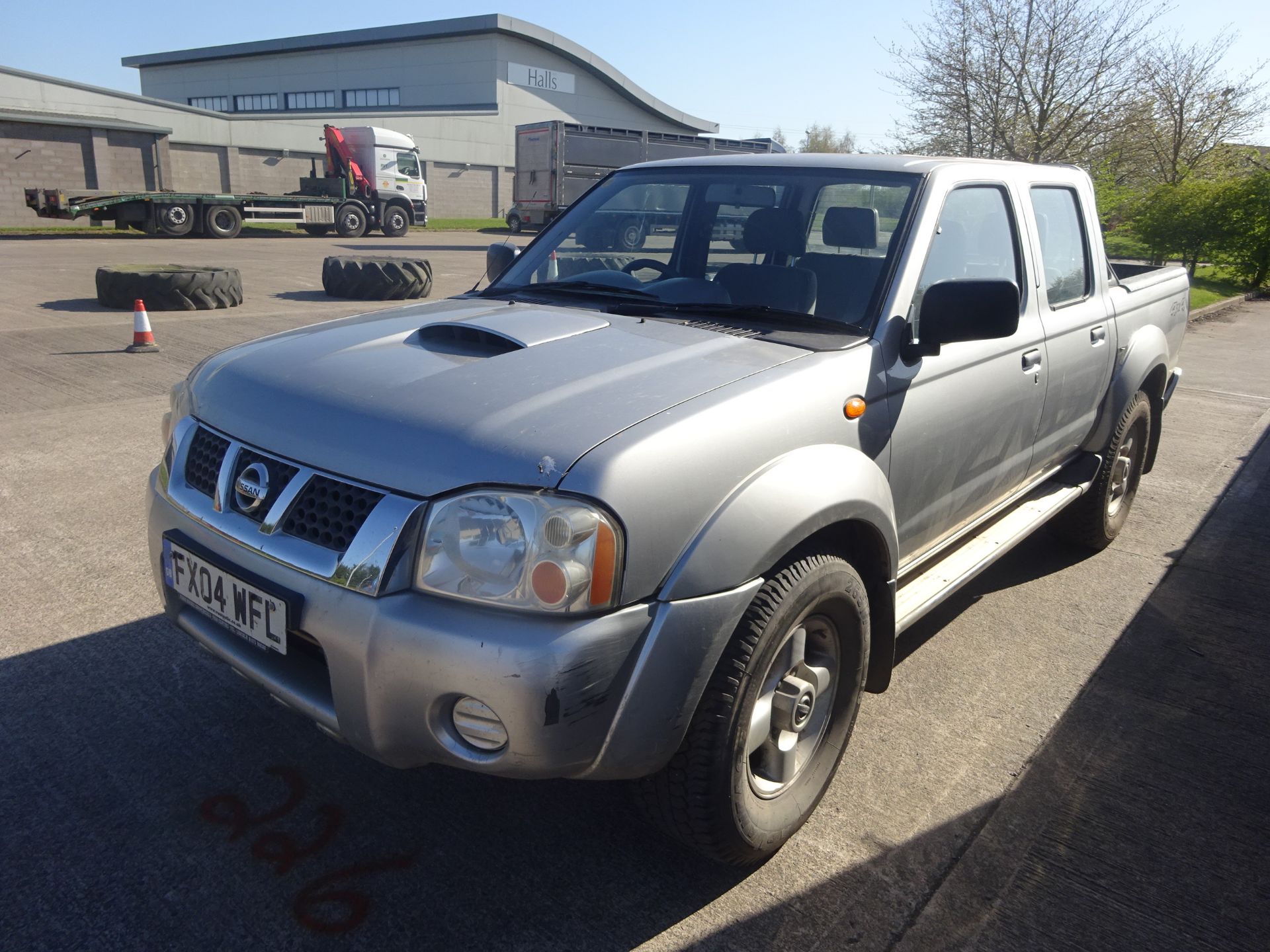 NISSAN 4WD PICKUP. FX04 WFL. RECENT ENGINE REBUILD. NEW M.O.T , NO VAT