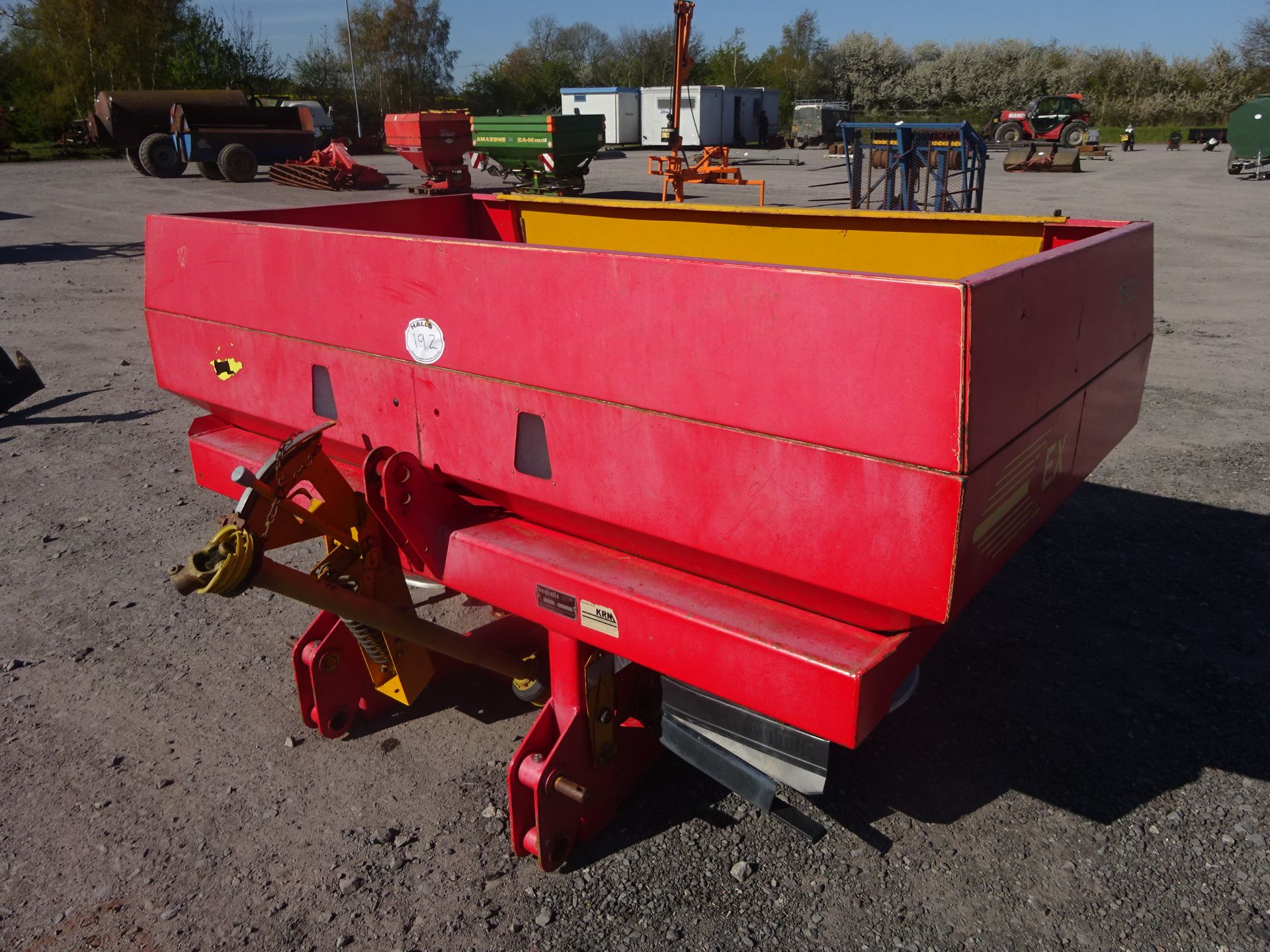 KRM 1600S TWIN BRAKE FERTILISER SPREADER