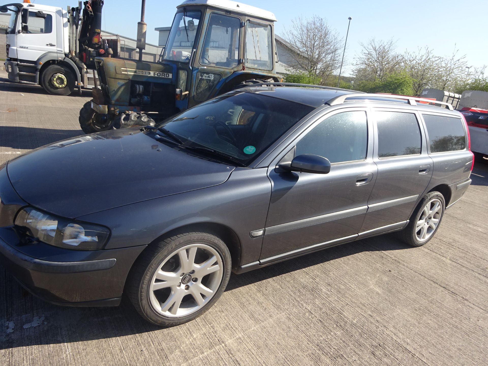 VOLVO V70 ESTATE CAR BF53 ZHP - GOOD ORDER - NEW M.O.T. - Image 3 of 3