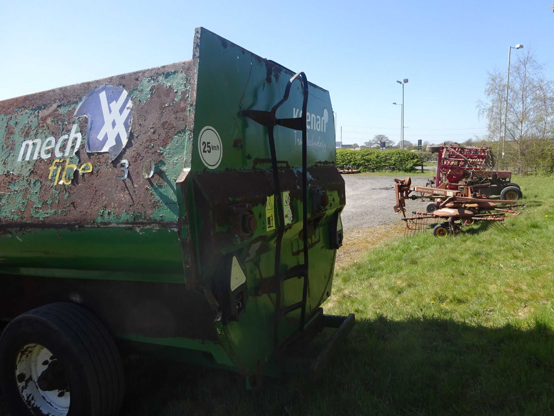 2007 KEENAN MECH FIBRE 320 FEEDER - Image 5 of 9