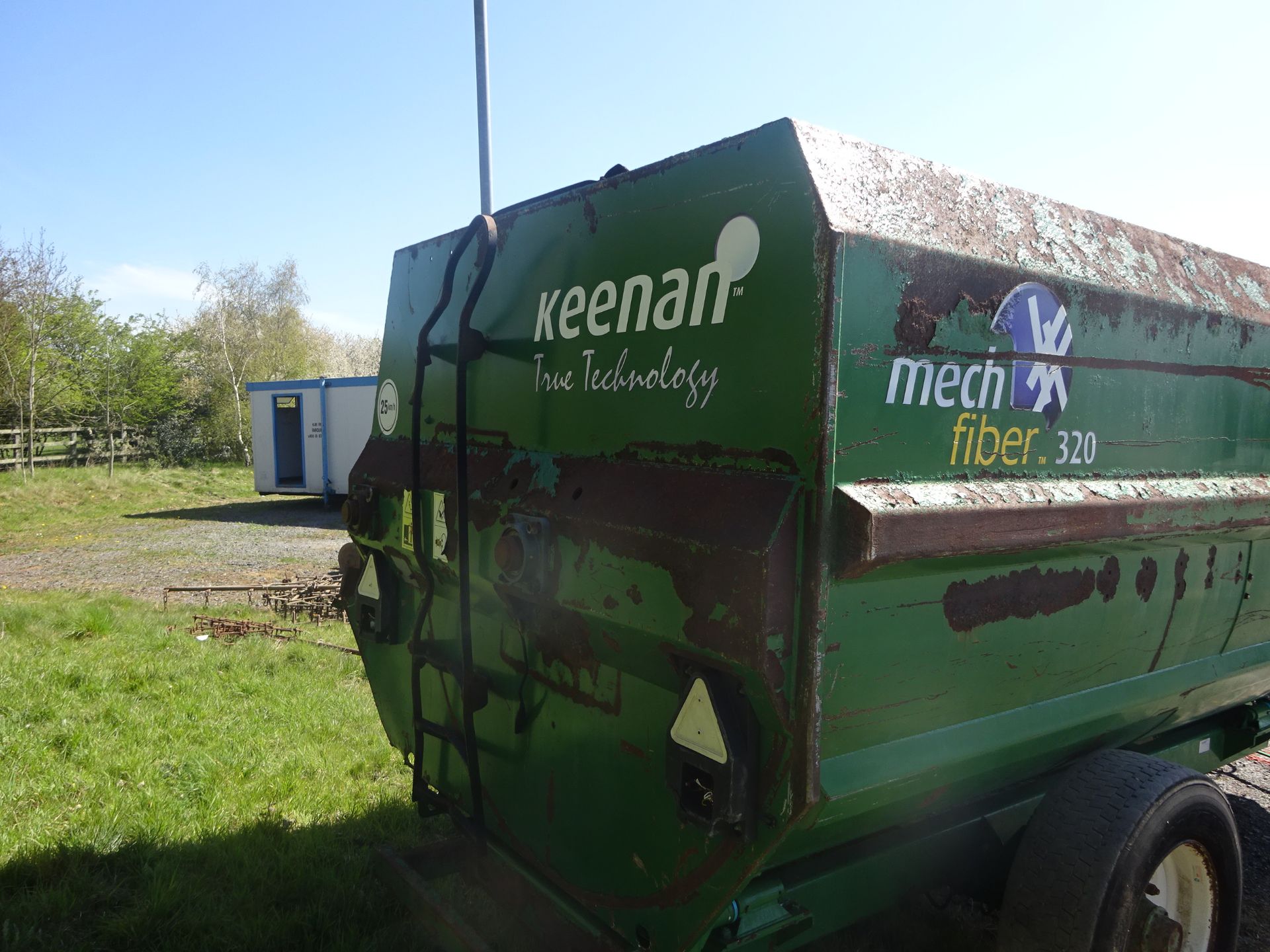 2007 KEENAN MECH FIBRE 320 FEEDER - Image 7 of 9