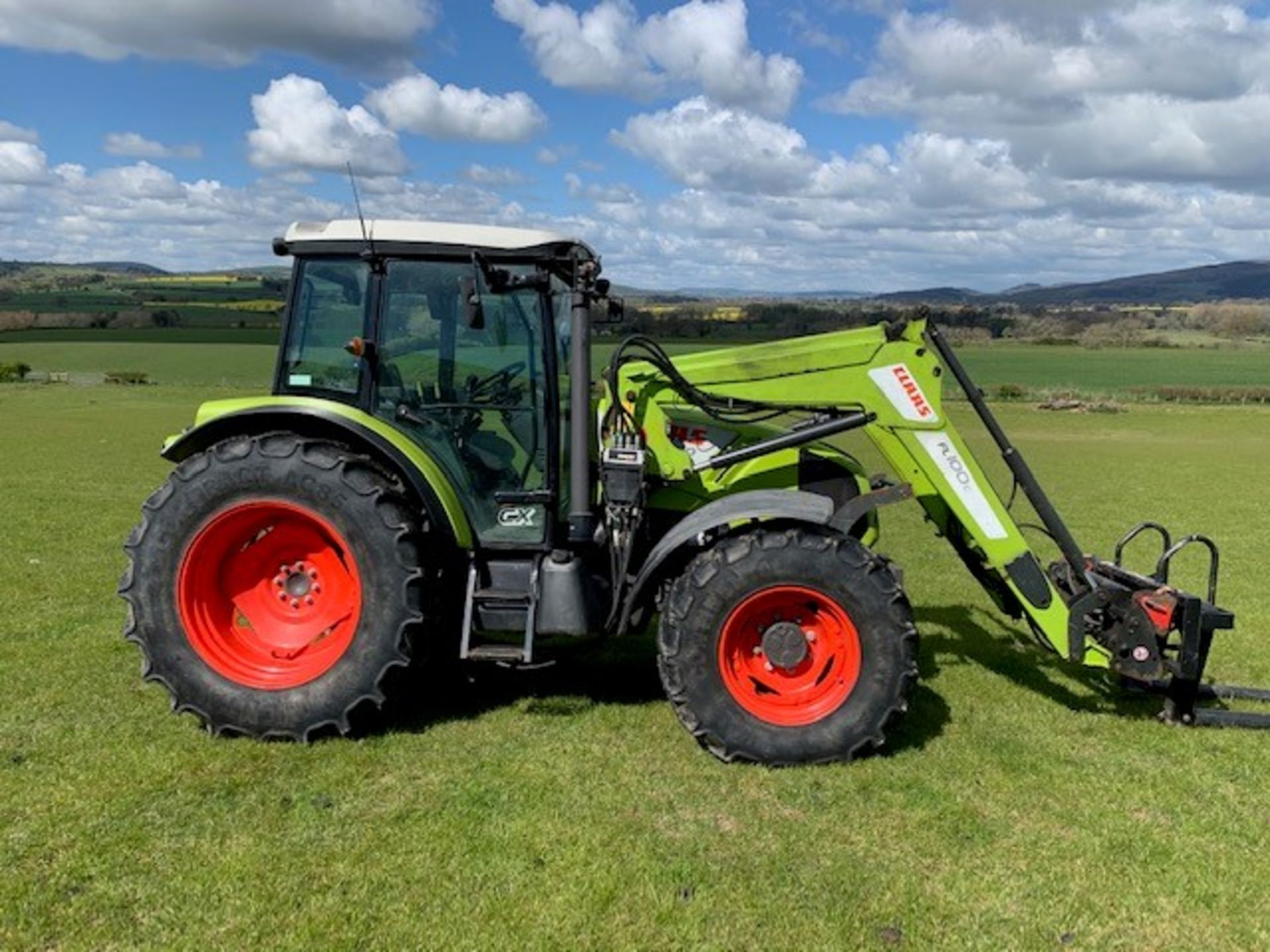 CLAAS AXOS 340 4WD TRACTOR REG.DX13 FAM FIRST REG 14/5/13 105HP C/W CLAAS FL100 LOADER AND A10