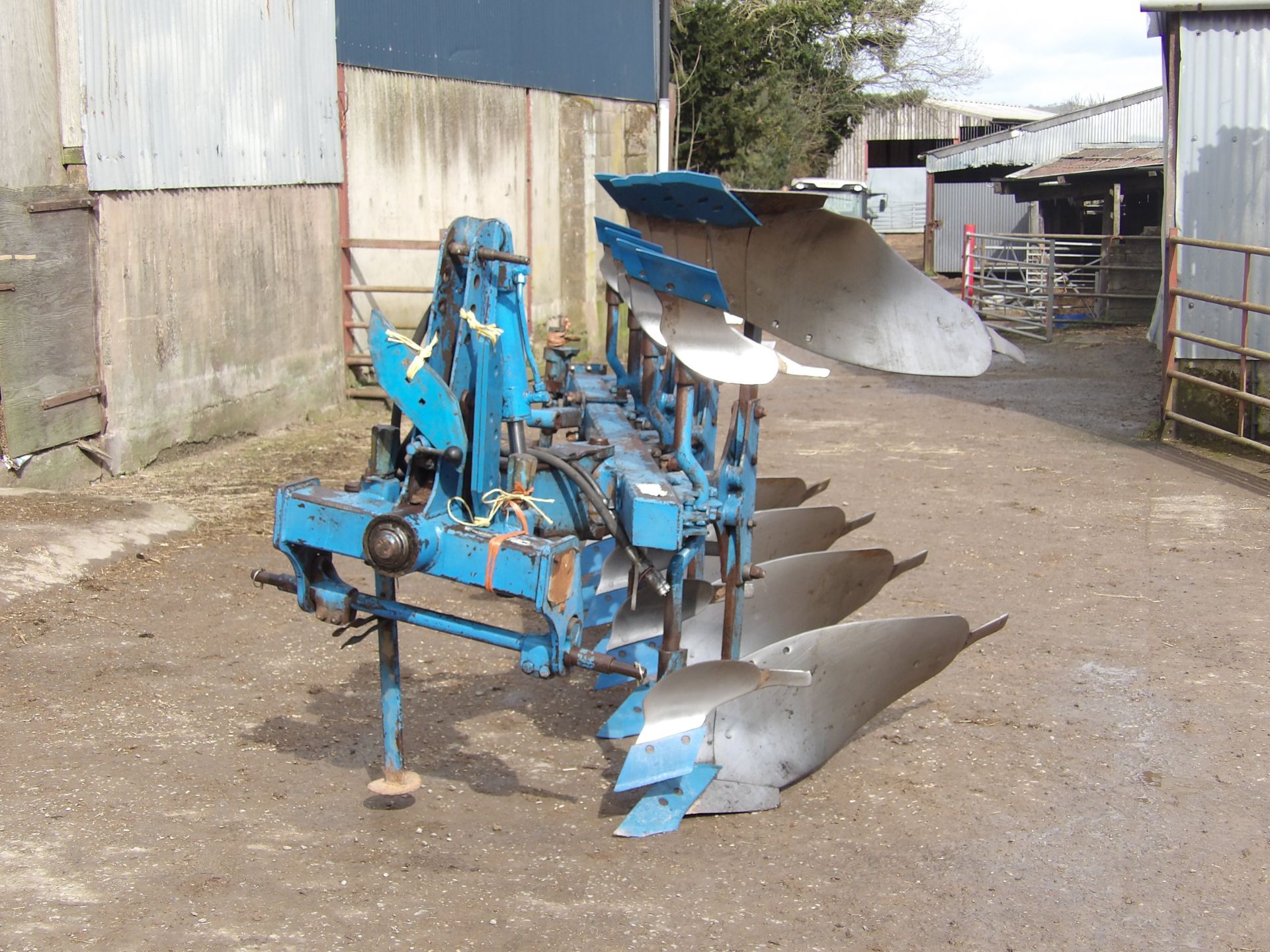 LENKIN 3FREV. PLOUGH ( GOOD METALWORK) - Image 2 of 2