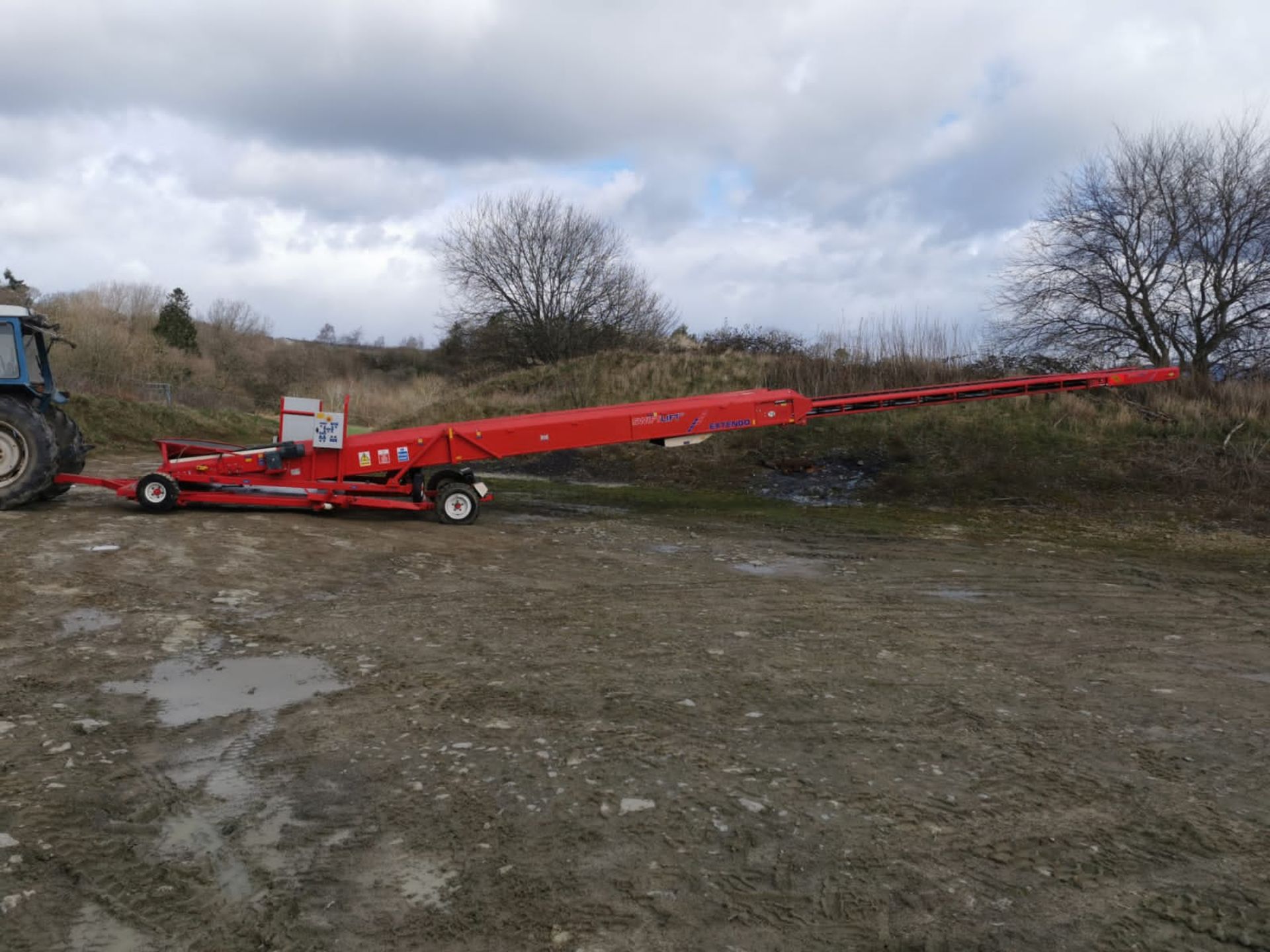 Swift Lift 900 Extendo plus 4 Elevator model 5L/E x    150R  right and left hand control, 3ph  17 m