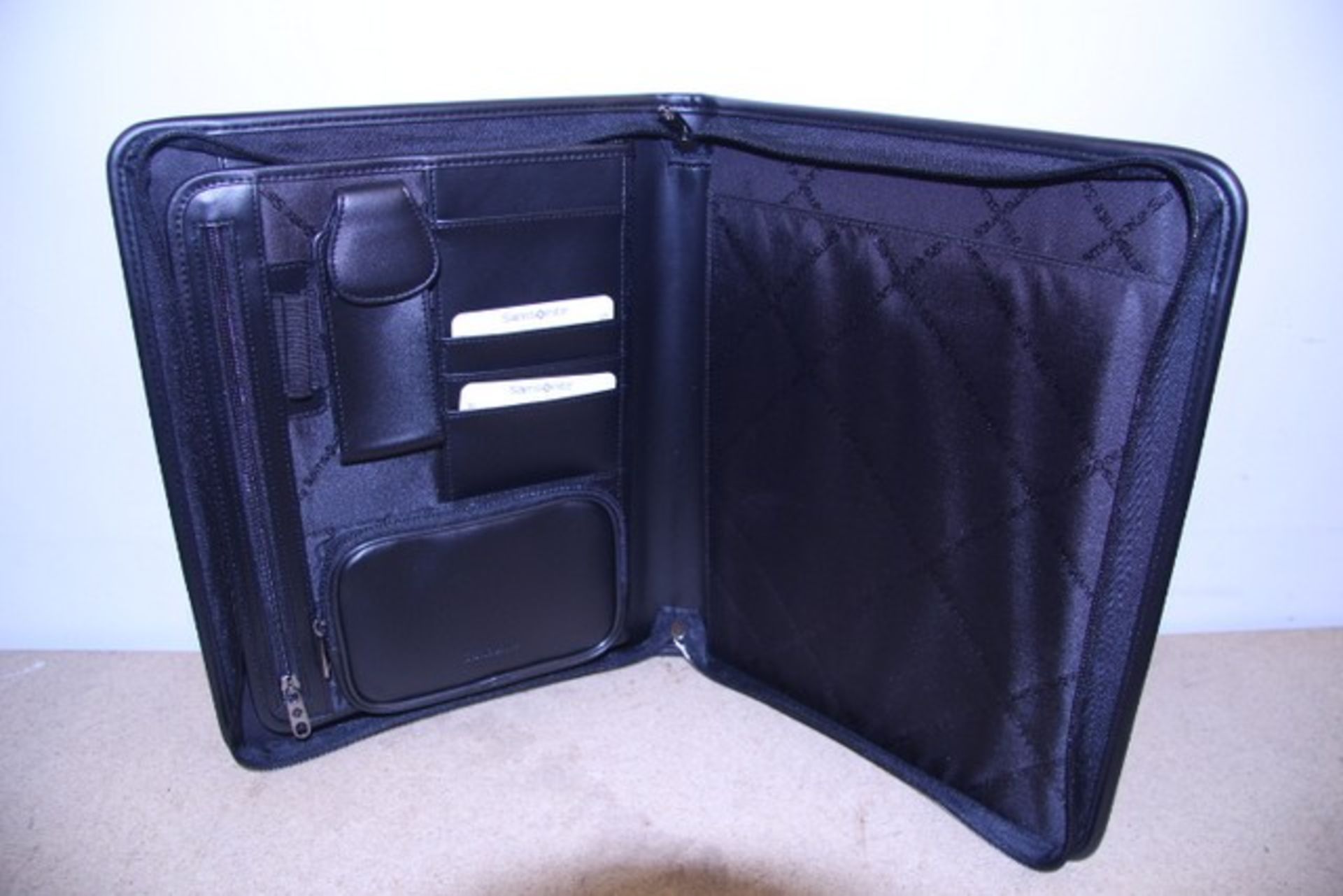 + VAT Brand New Samsonite Black Leather & Fabric Executive Folder With Two Inner Pockets-Card