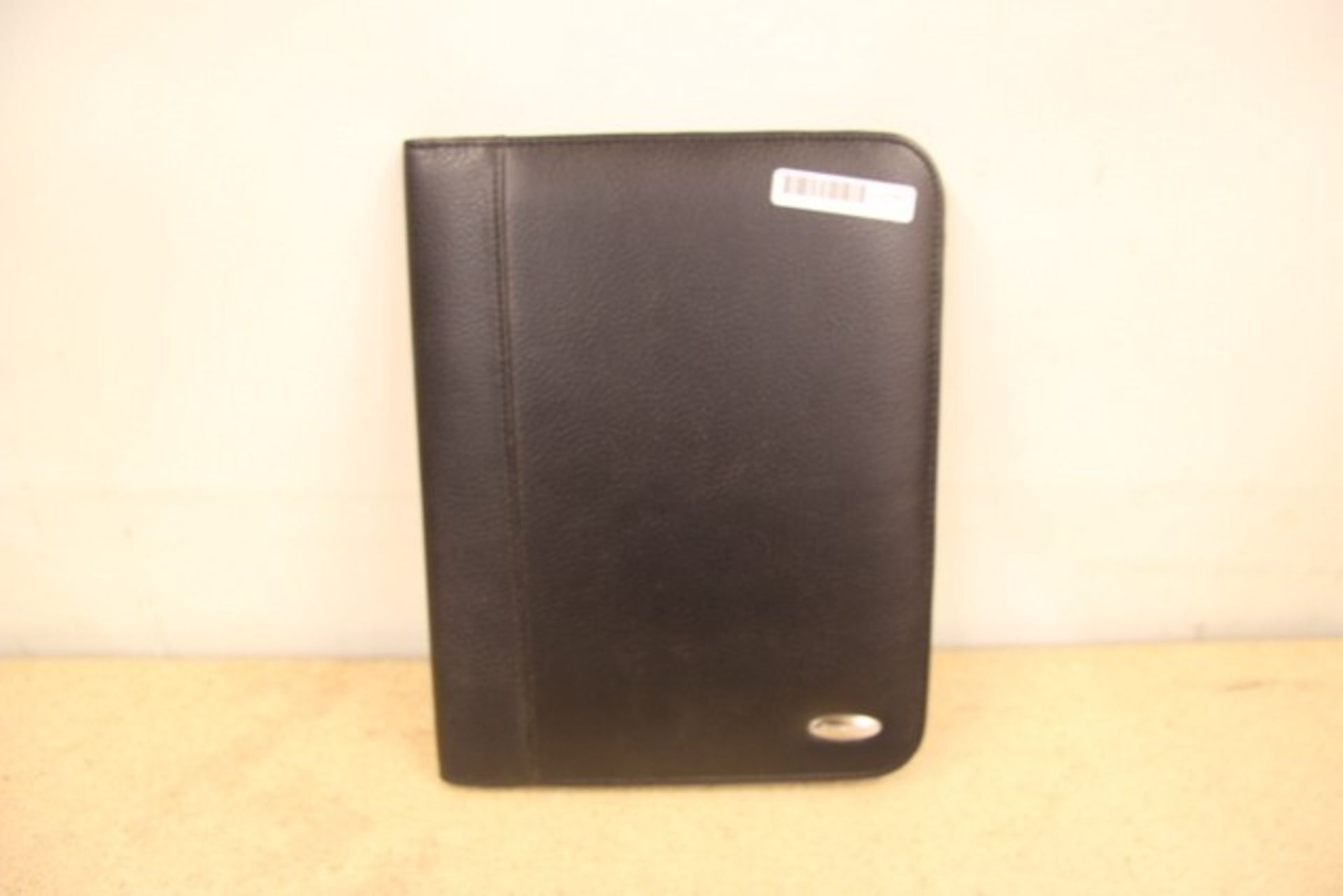 + VAT Brand New Samsonite Small Black Executive Folder With-Pen Pocket-Card Pocket-One Inner - Image 2 of 2