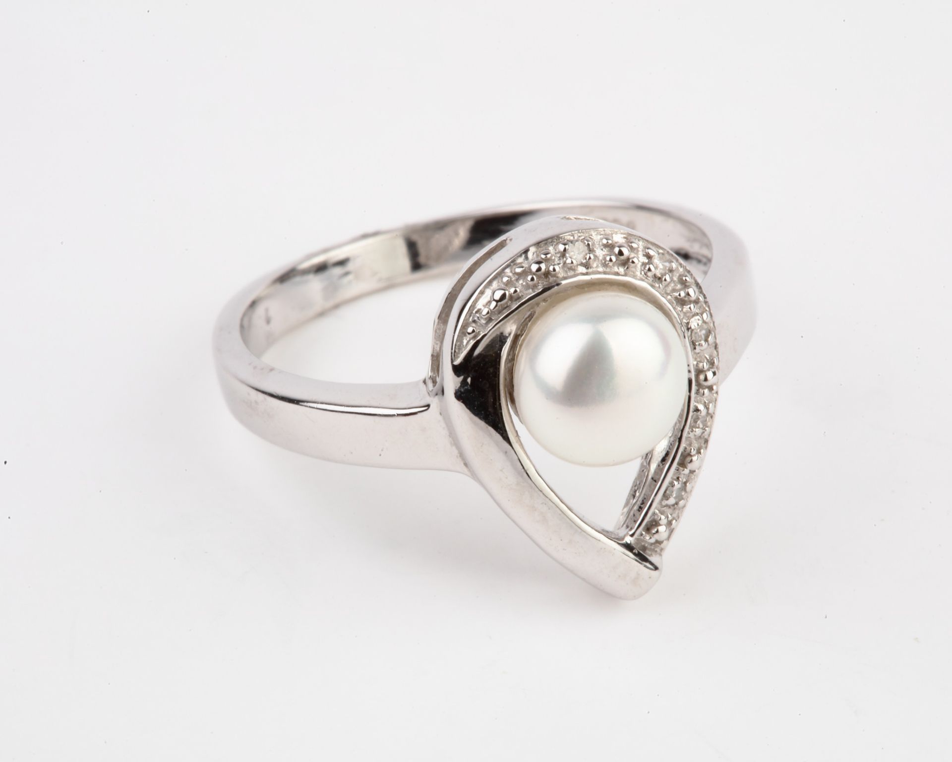 + VAT Brand New Diamond & Pearl Tear Drop Design Ring - Large Central Pearl Partially Surrounded By