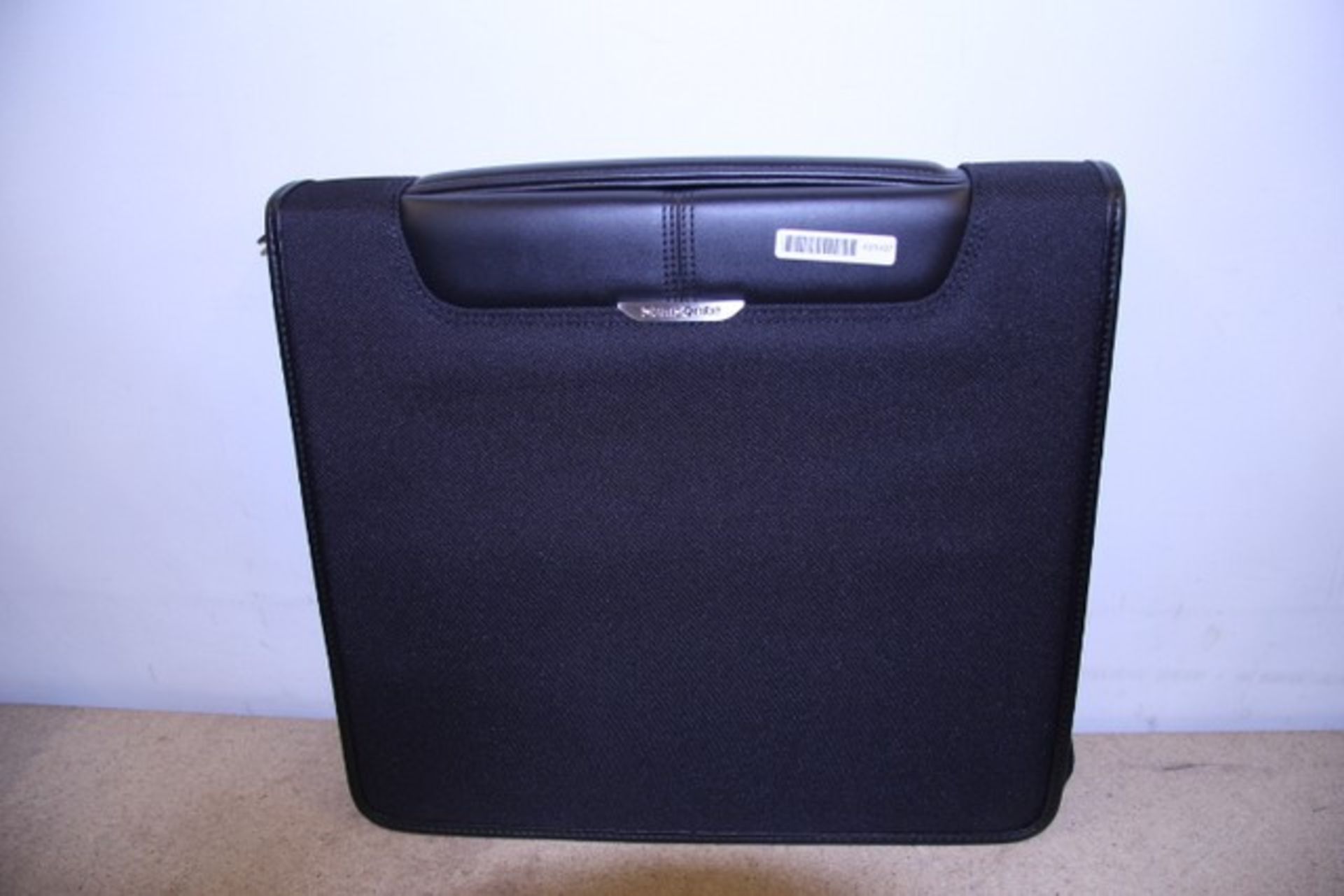 + VAT Brand New Samsonite Black Leather & Fabric Executive Folder With Carry Handle-Note Pad-Ring - Image 2 of 2