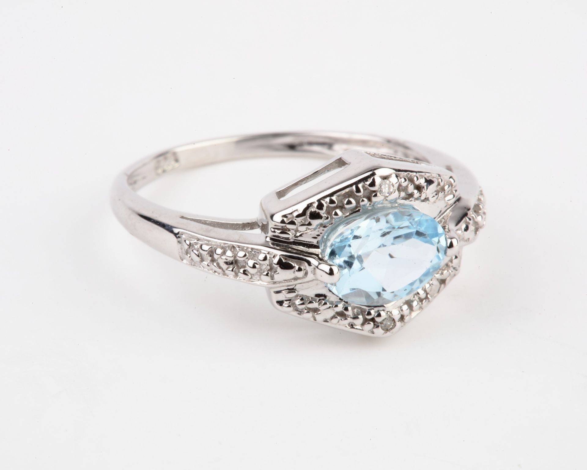 + VAT Brand New Aquamarine & Diamond Belt Buckle Style Ring Set With Large Central Aquamarine