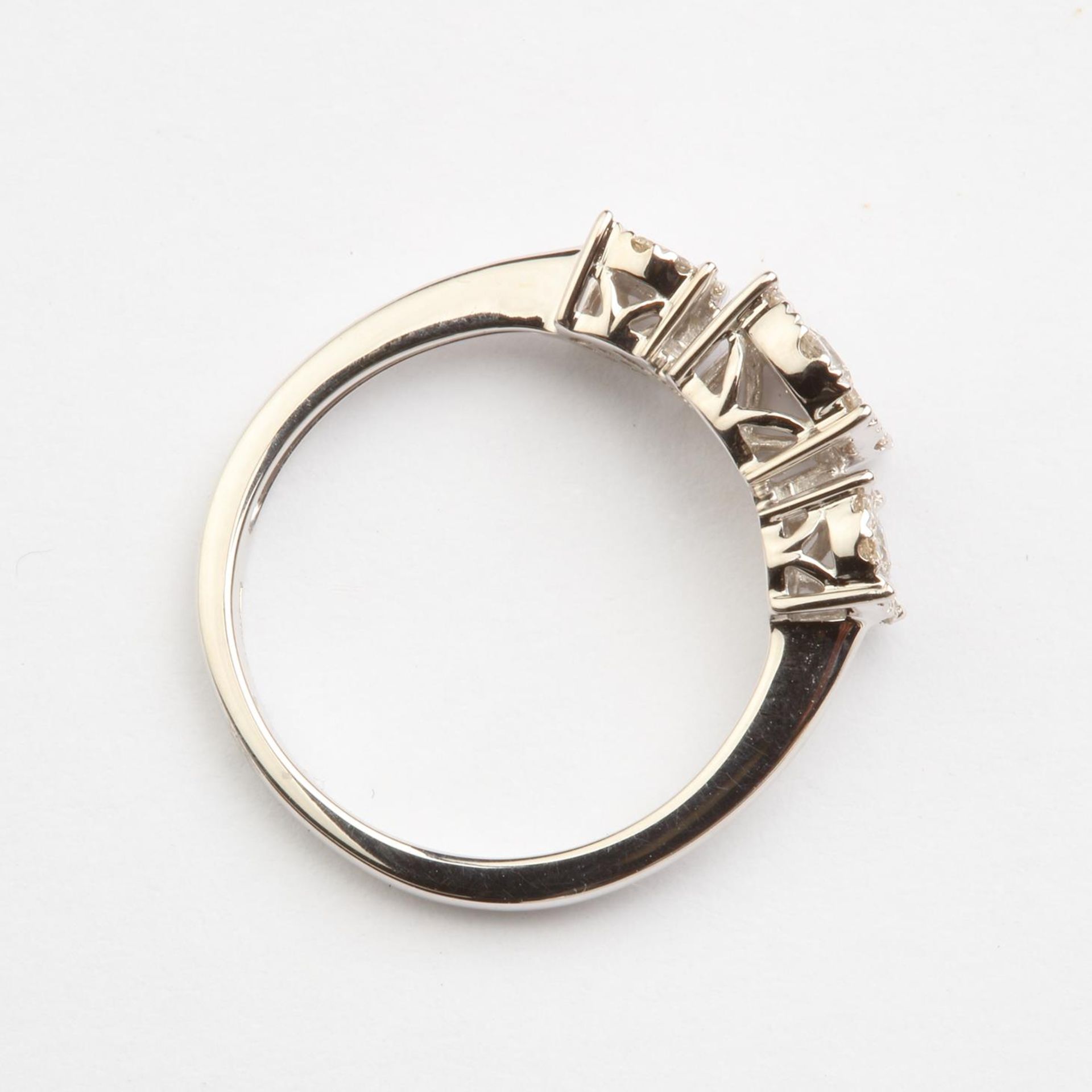+ VAT Ladies White Gold 0.50ct Diamond Cluster Ring - Image 3 of 3