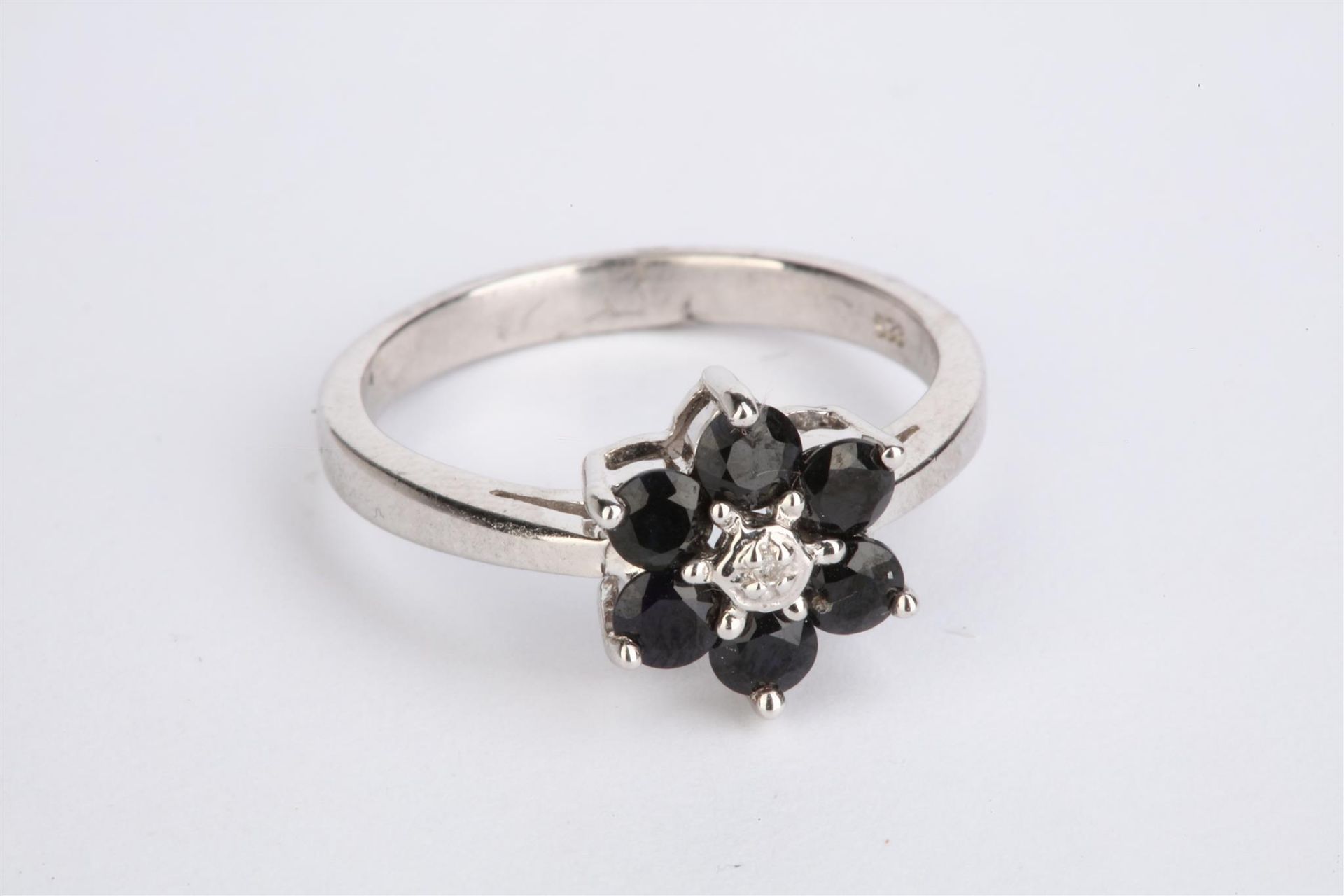 + VAT Ladies Silver Flower Design Onyx & Diamond Ring