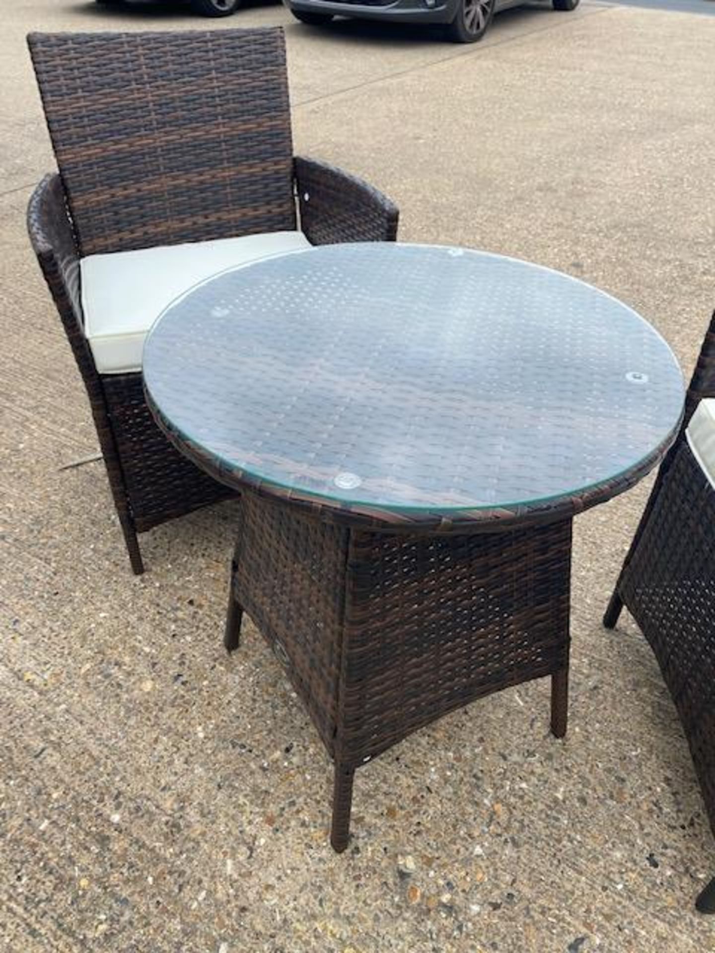 + VAT Brand New Chelsea Garden Company Two Person Dining Set -Item Is Immediatley Available - - Image 4 of 5
