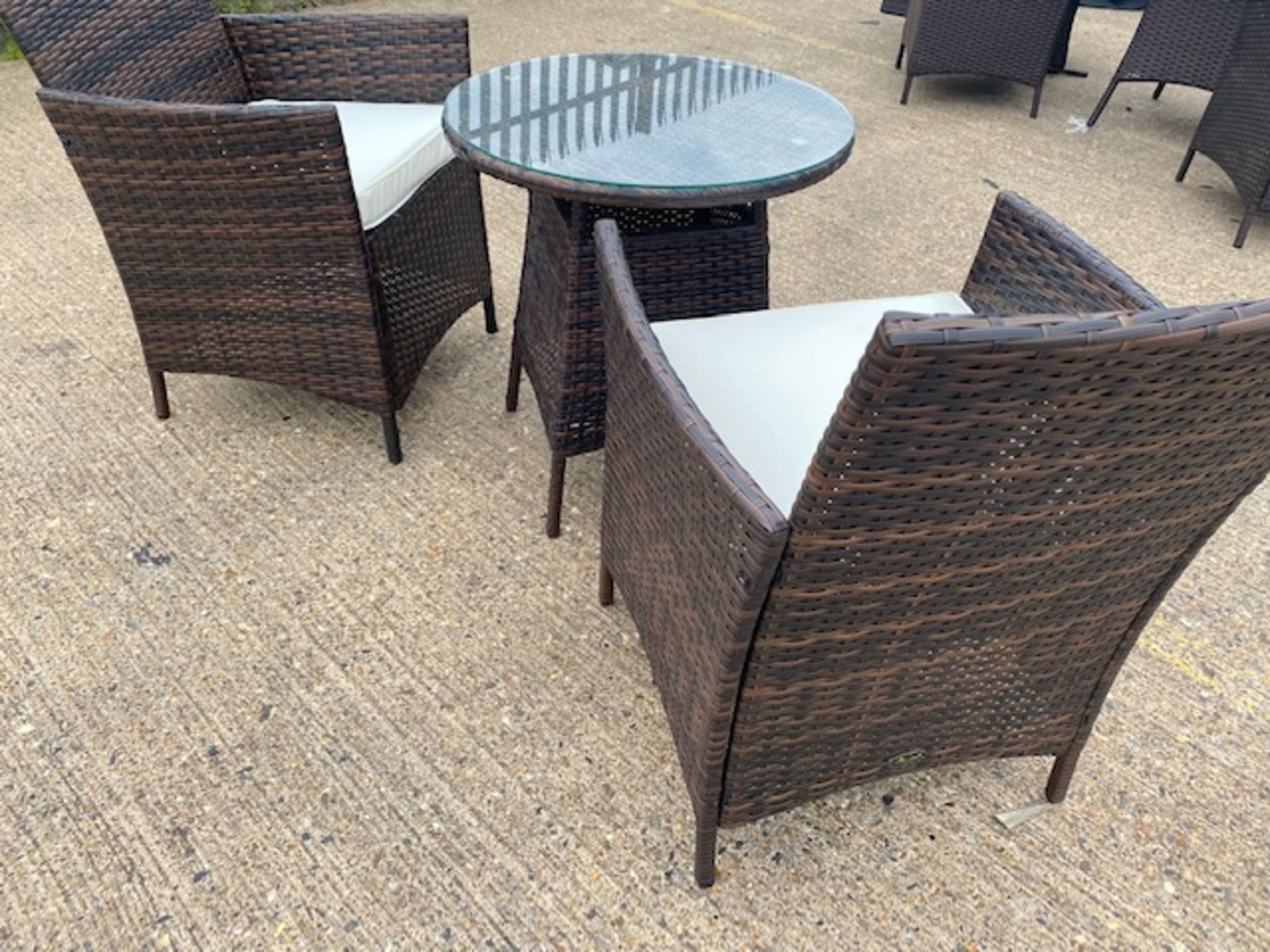 + VAT Brand New Chelsea Garden Company Two Person Dining Set -Item Is Immediatley Available - - Image 5 of 5