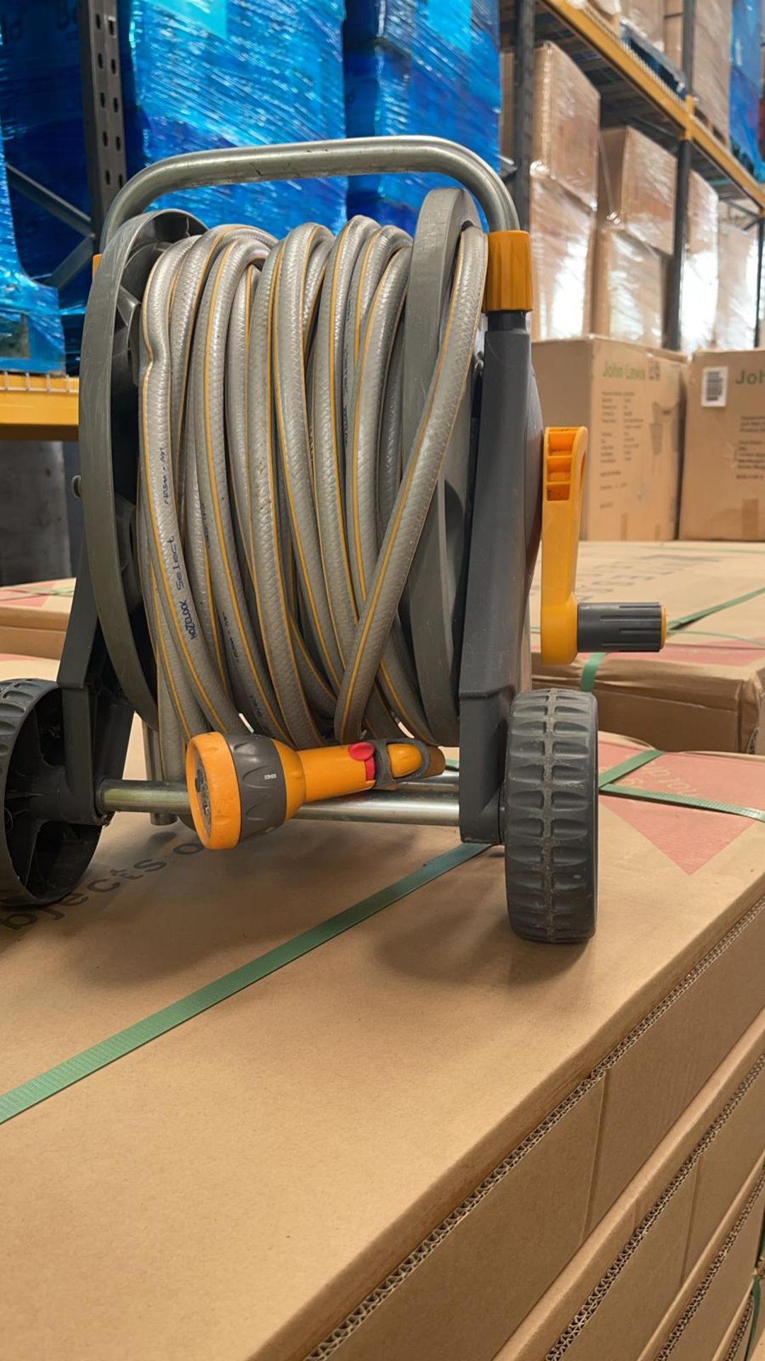 + VAT Grade U Trade Pallet Approx 13 Wheeled Hozereels & Hoses - Image 3 of 4