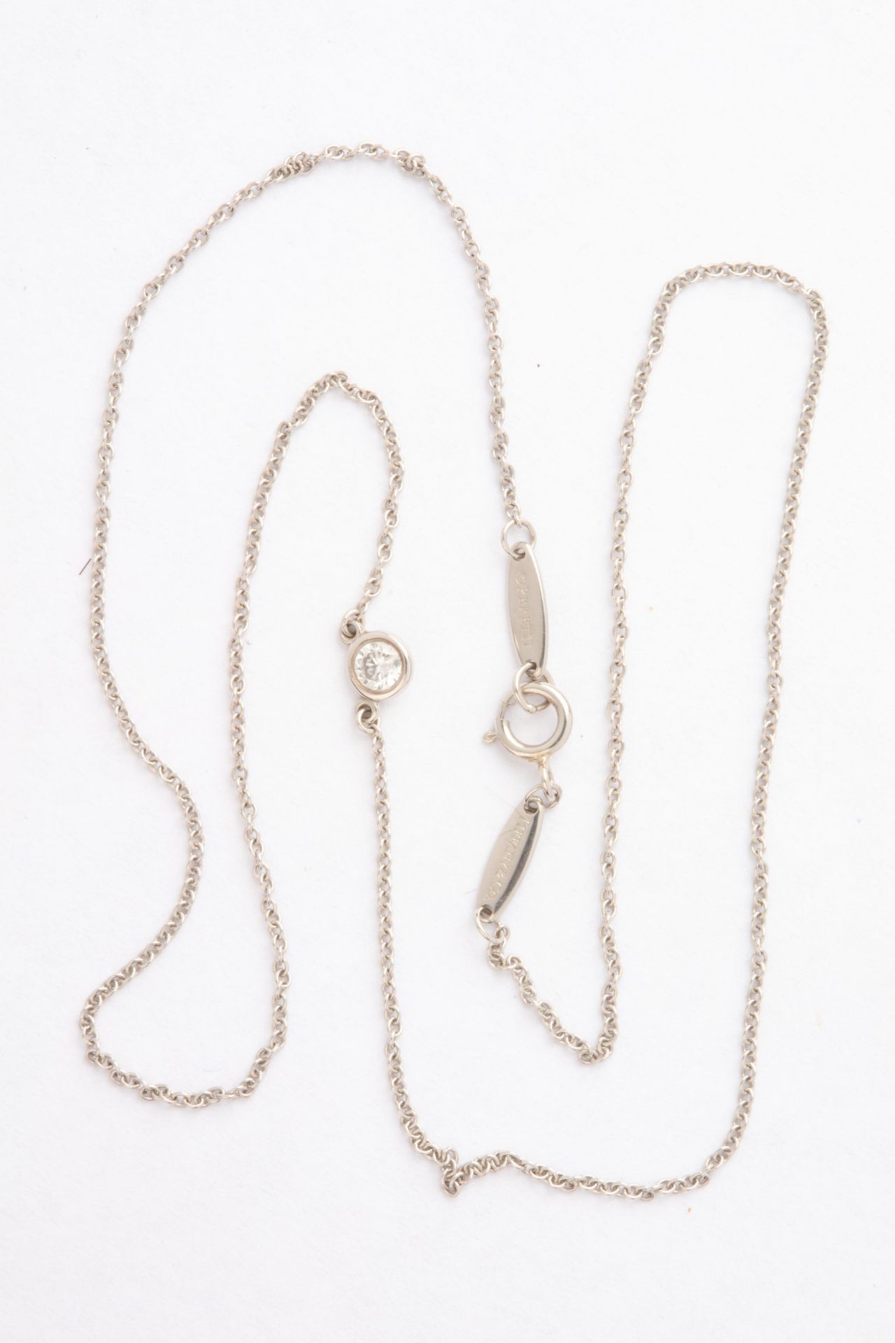 No VAT Tiffany & Co Elsa Peretti "Diamonds By The Yard" Single Diamond Necklace In Platinum - Image 2 of 3