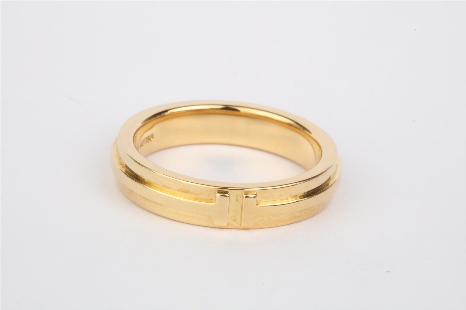 No VAT Ladies Tiffany & Co 18ct Gold "T Narrow" Ring