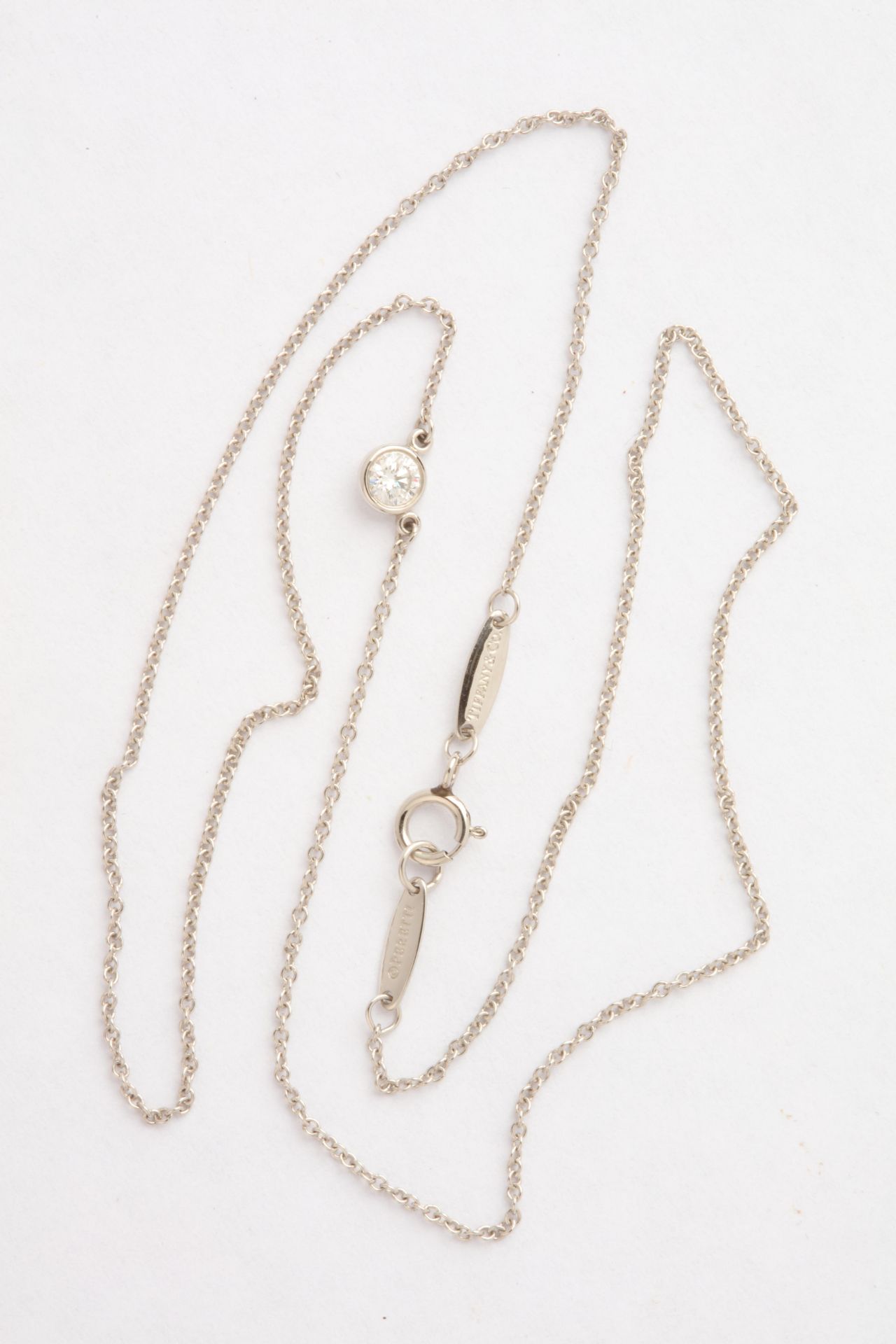 No VAT Tiffany & Co Elsa Peretti "Diamonds By The Yard" Single Diamond Necklace In Platinum - Image 2 of 3