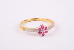 + VAT Brand New Garnet Flower Design Ring