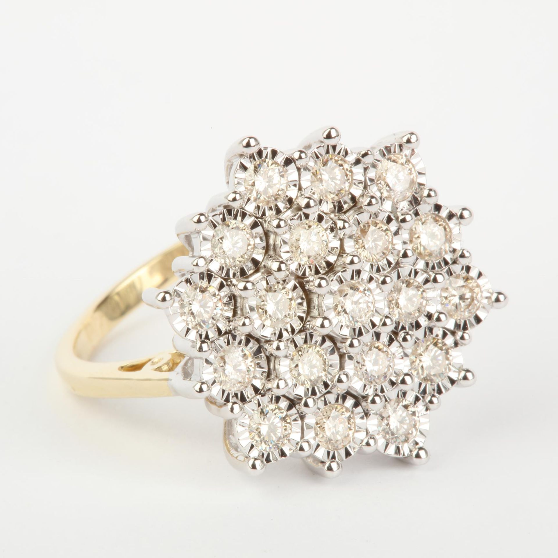 + VAT Ladies 9ct Yellow Gold 1CT Diamond Cluster Ring - Diamonds Set In White Gold