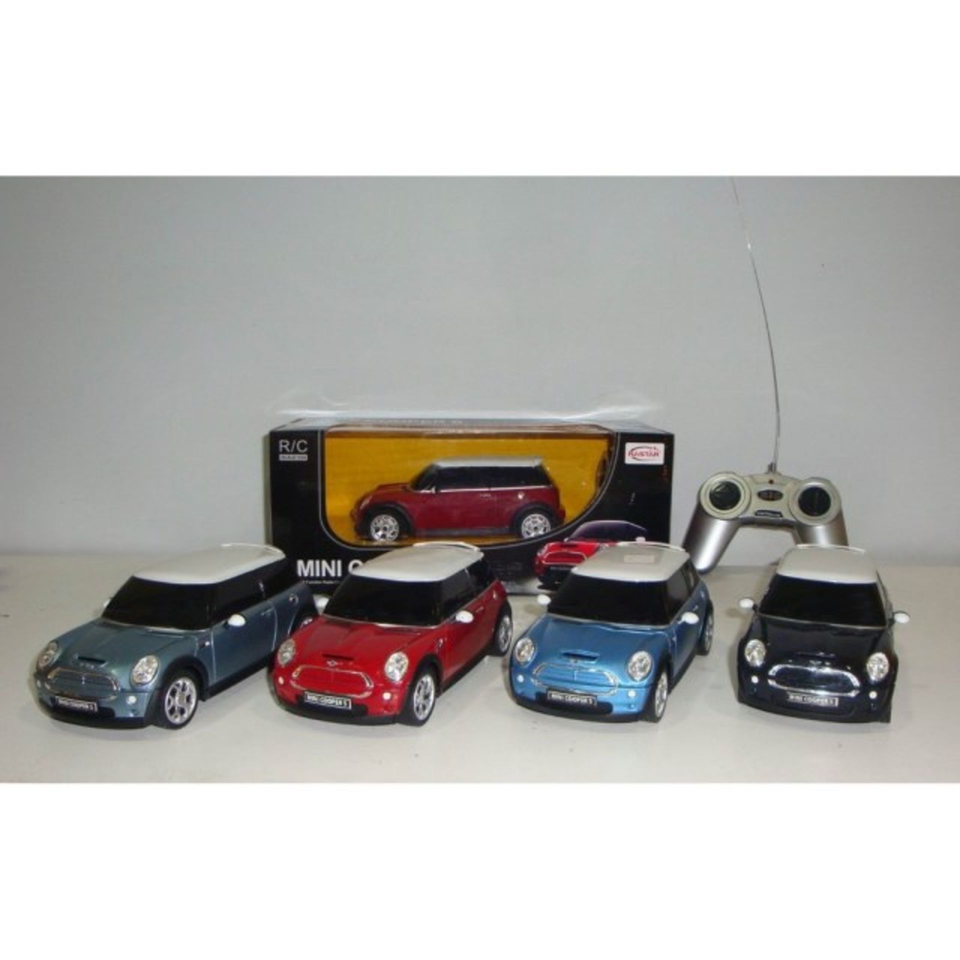 + VAT Brand New R/C SCale 1:24 Mini Cooper S Colour May Vary