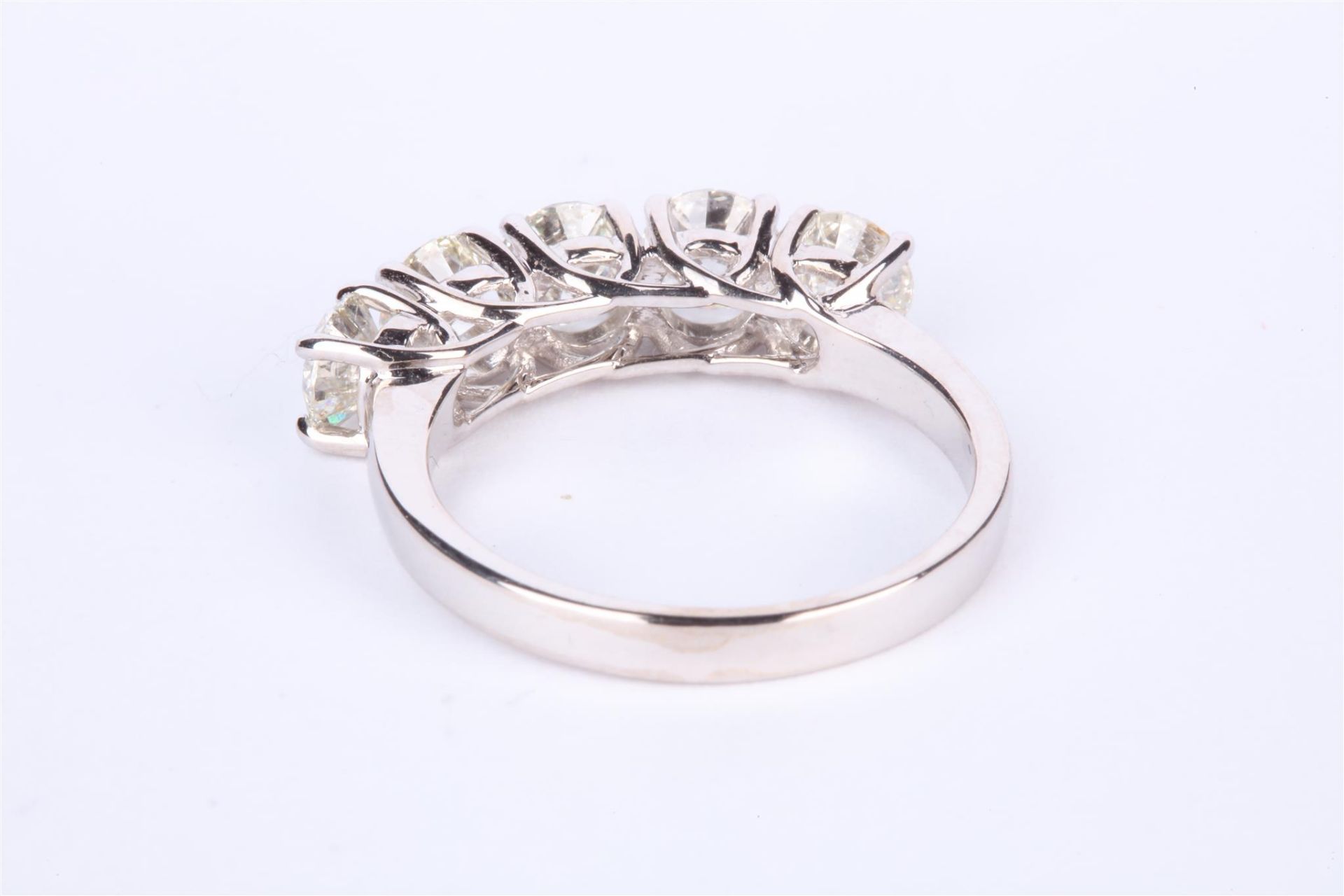 + VAT Impressive Ladies 18ct White Gold 2.08CT Diamond Eternity Ring Set With 5 Brilliant Cut Round - Image 2 of 3