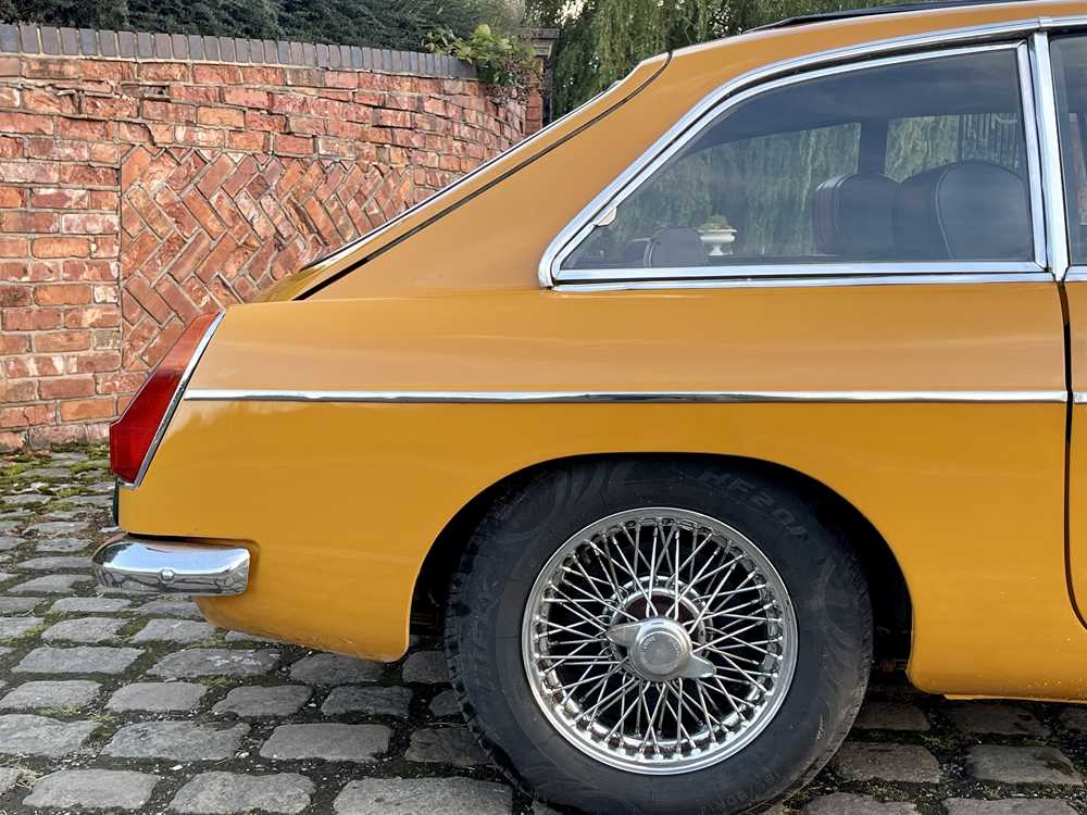 1970 MGB GT 53,700 miles and just five former keepers from new - Image 29 of 31