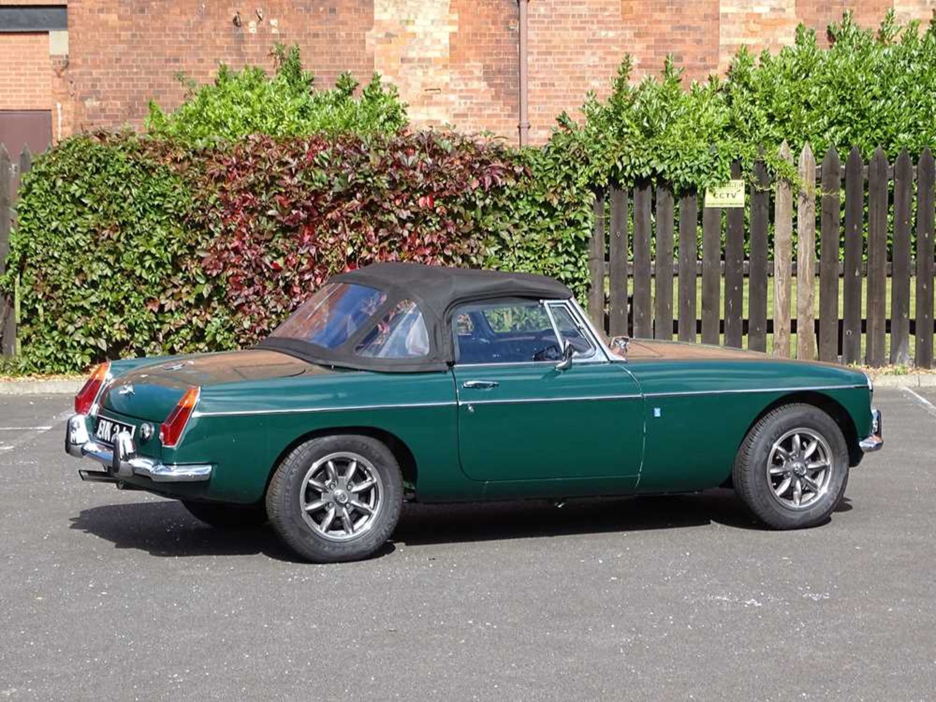 1971 MG B Roadster Restored at a cost of c.£33,000 - Image 2 of 43