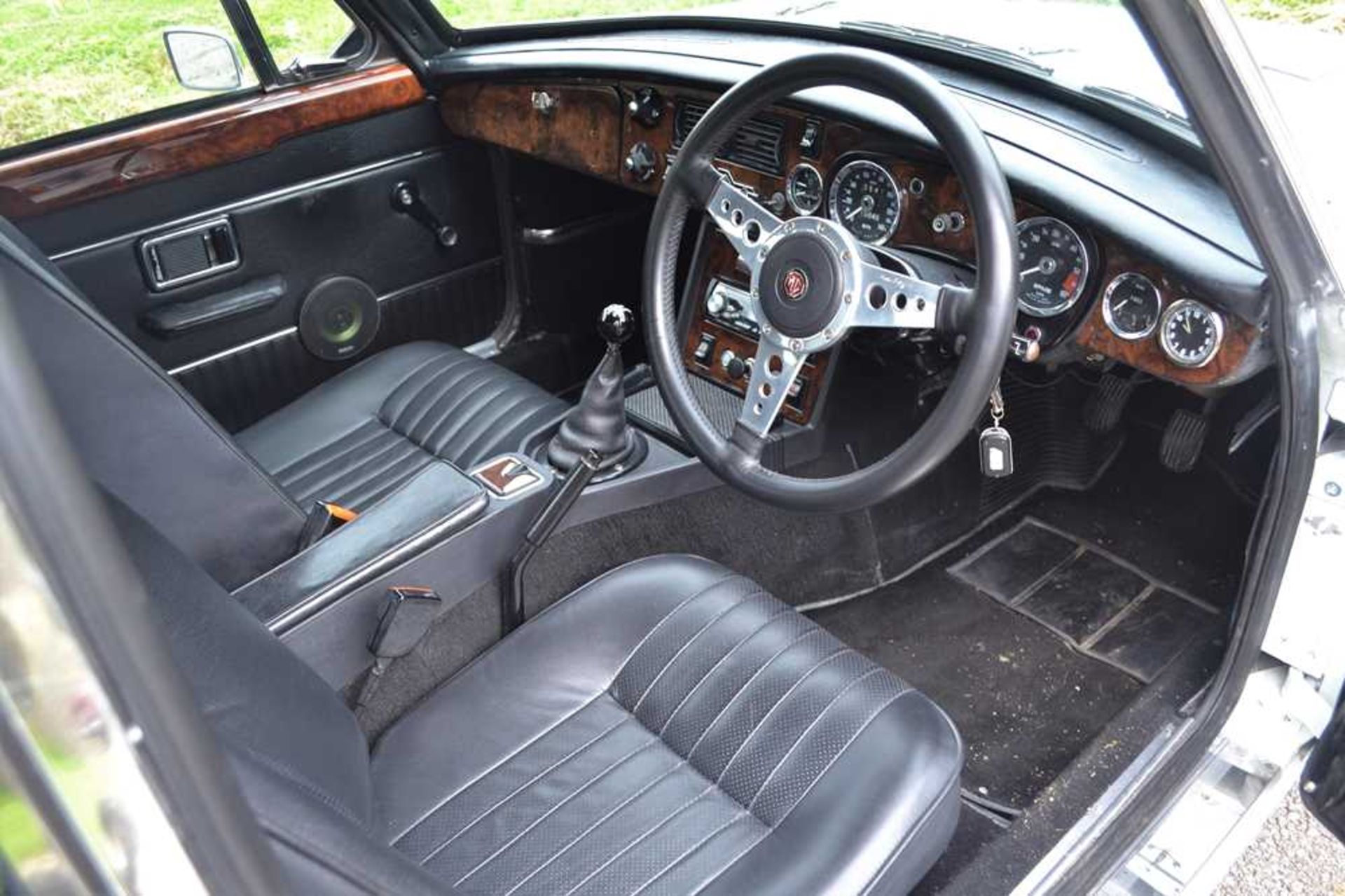 1975 MG B GT V8 Genuine Factory V8 Example - Image 23 of 50