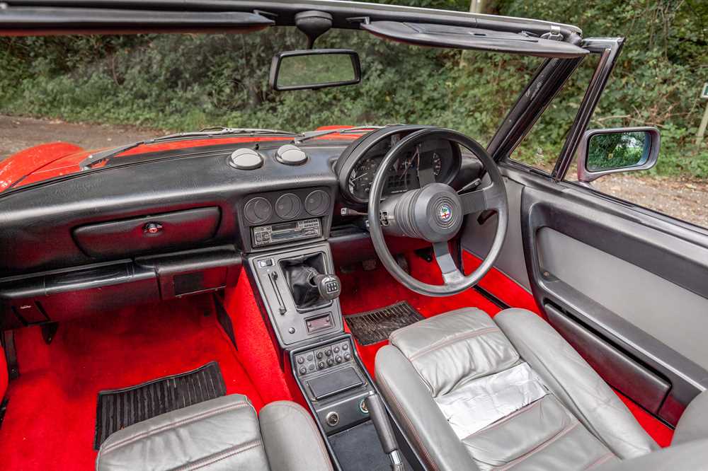 1986 Alfa Romeo Spider 2.0 S3 - Image 12 of 39