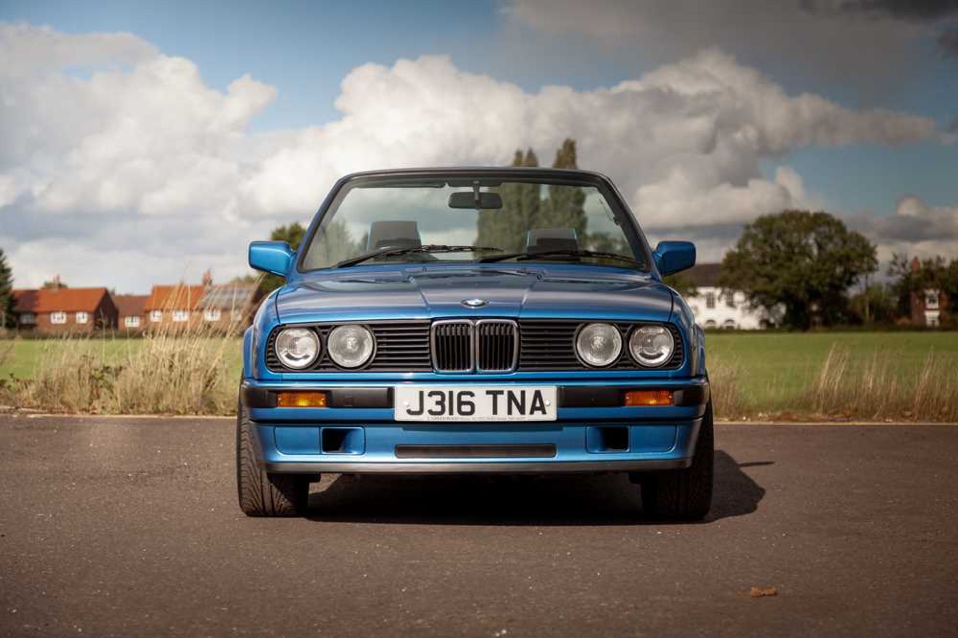 1992 BMW 318i Convertible Motorsport 'Design Edition' - Bild 14 aus 57