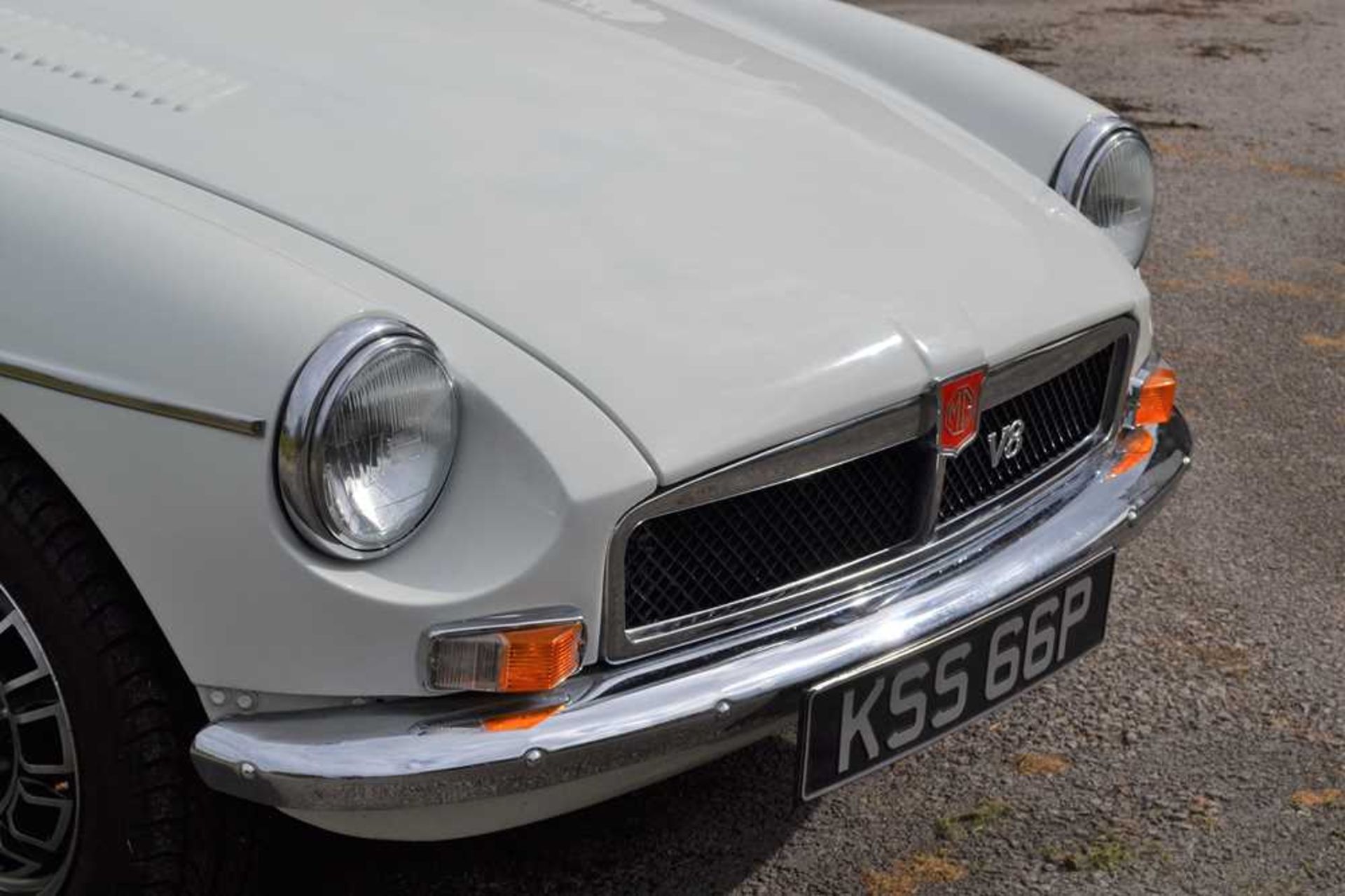 1975 MG B GT V8 Genuine Factory V8 Example - Image 16 of 50