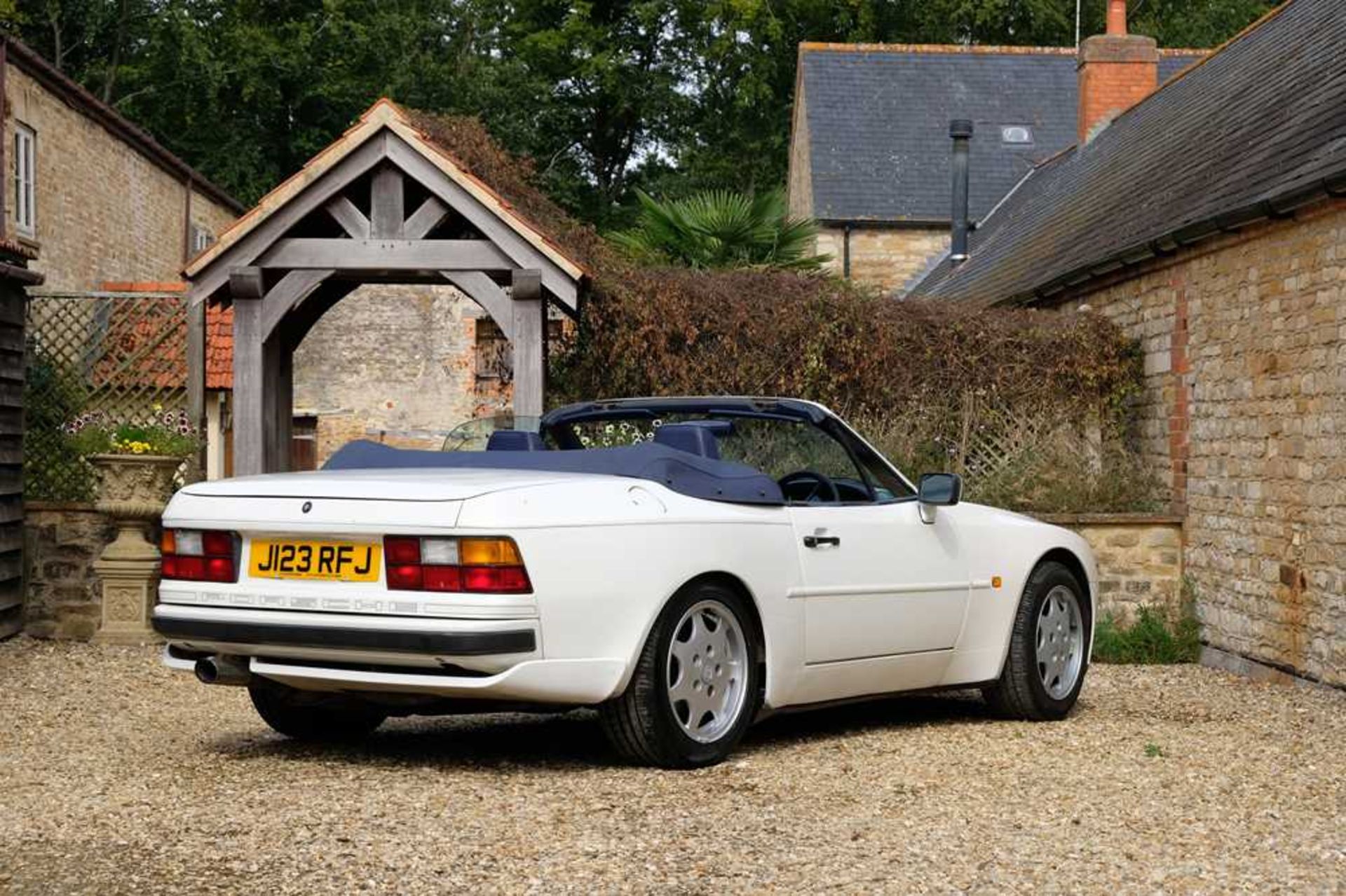 1992 Porsche 944 S2 Cabriolet - Image 16 of 61