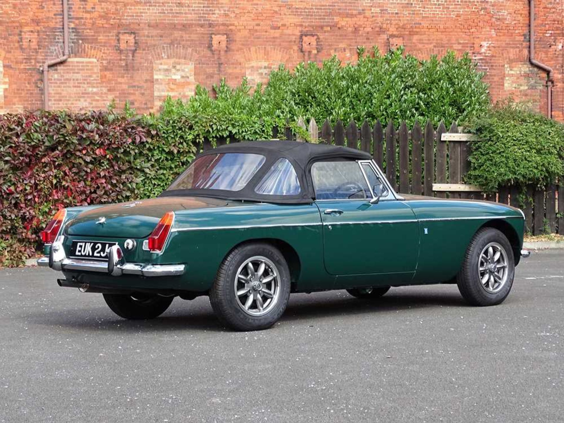 1971 MG B Roadster Restored at a cost of c.£33,000 - Image 5 of 43