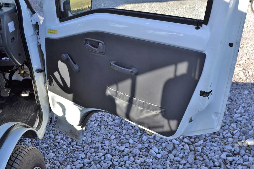 2003 Subaru Sambar Pick-Up - Image 35 of 82